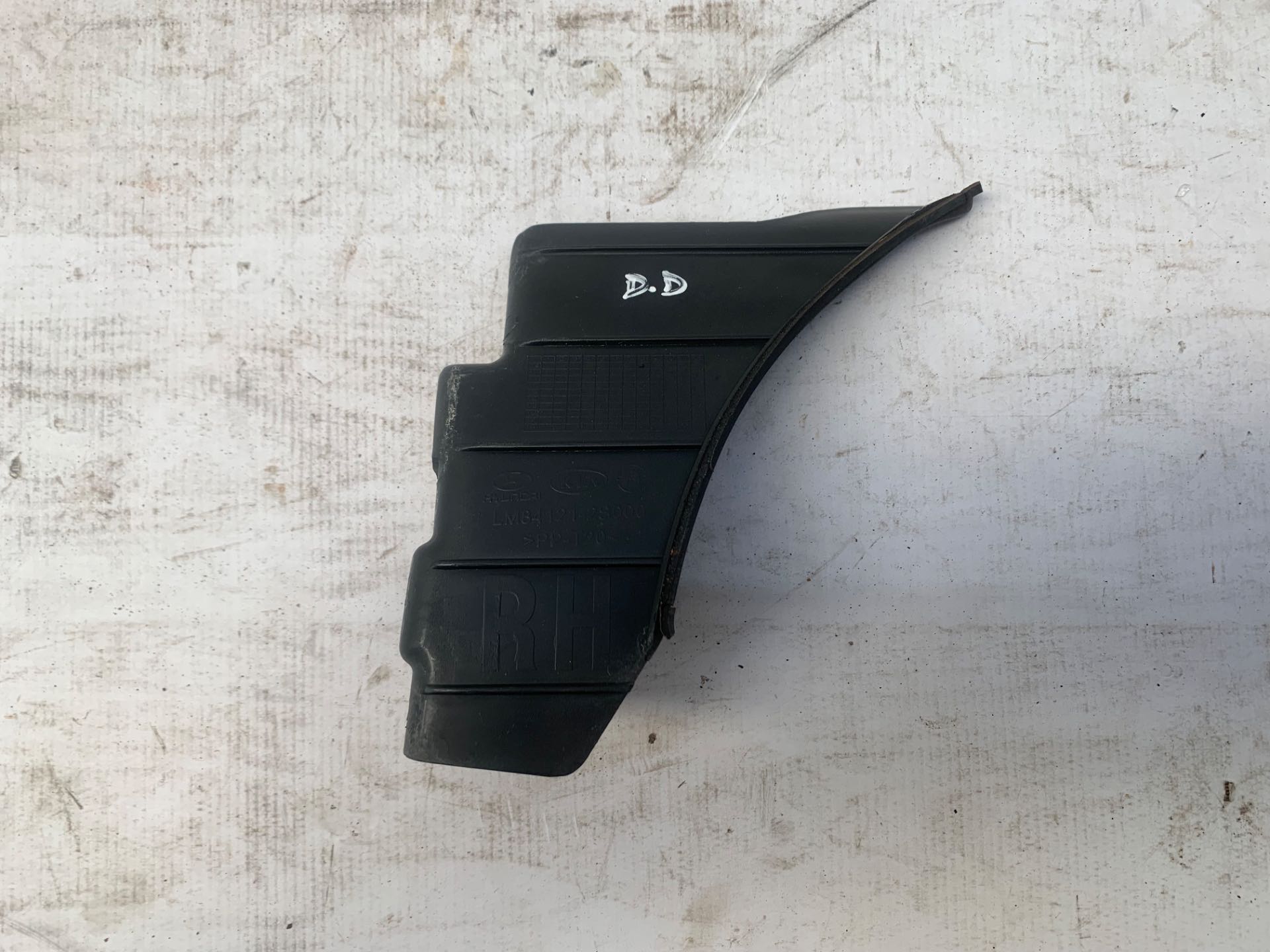 Acabamento Interno Direito Para Lama Hyundai IX35 2010 2014