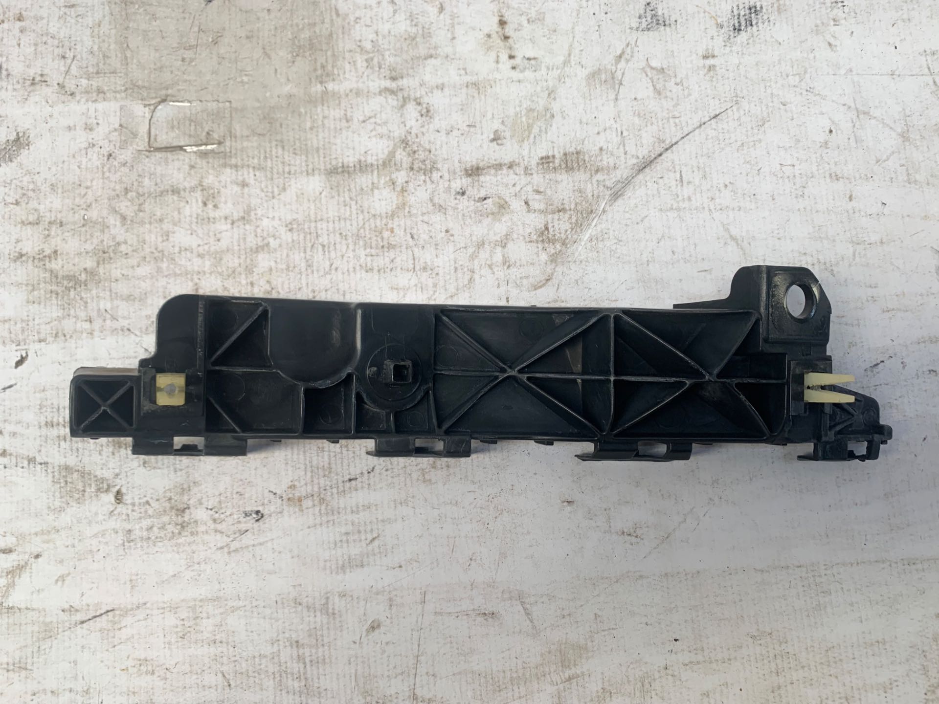 Guia Para Choque Dianteiro Direito Hyundai IX35 2010 2014