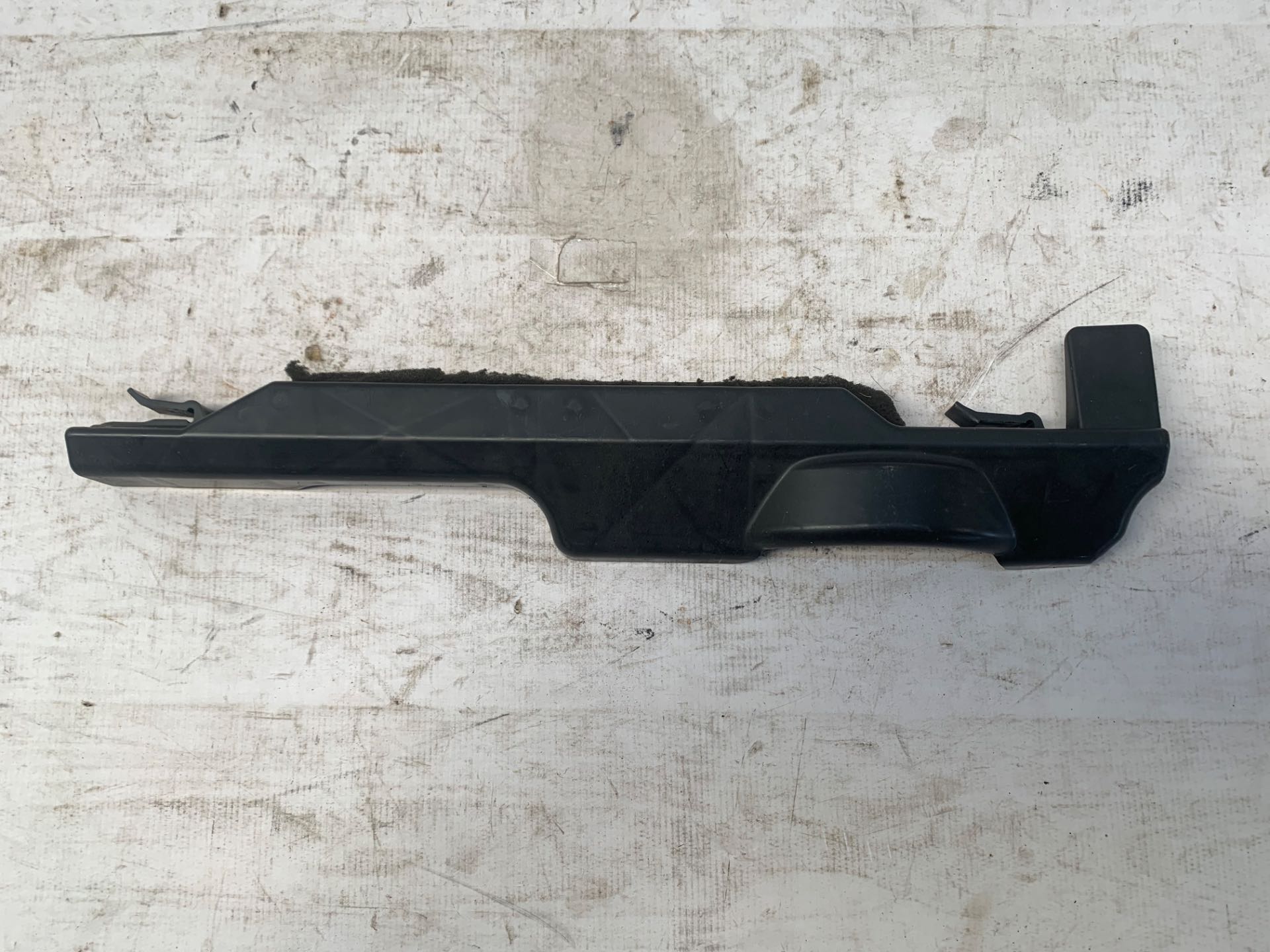 Defletor Esquerdo Ar Radiador Hyundai IX35 2010 2014