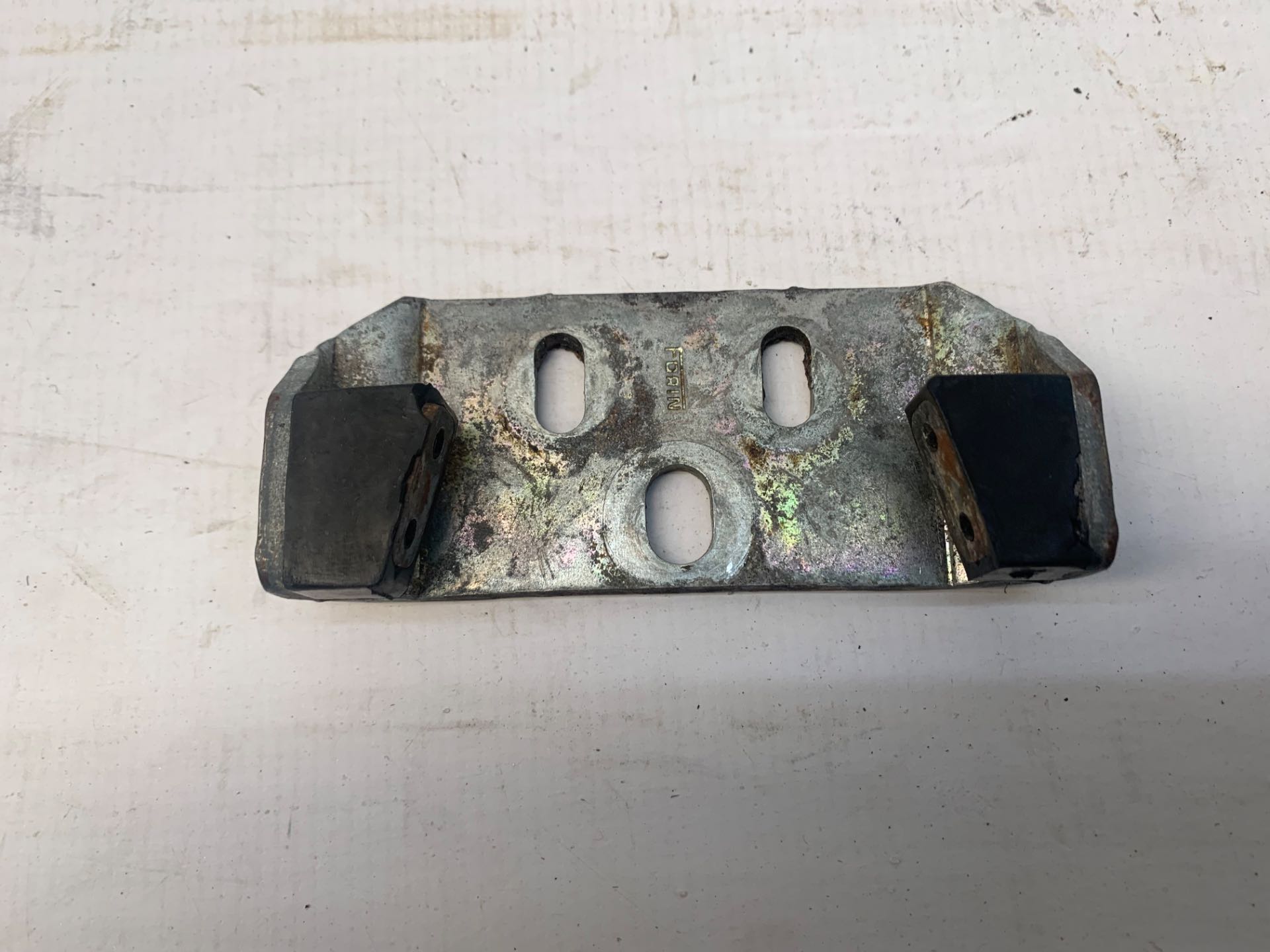 Batente Fechadura Tampa Traseira VW Gol CHT 1992 1994
