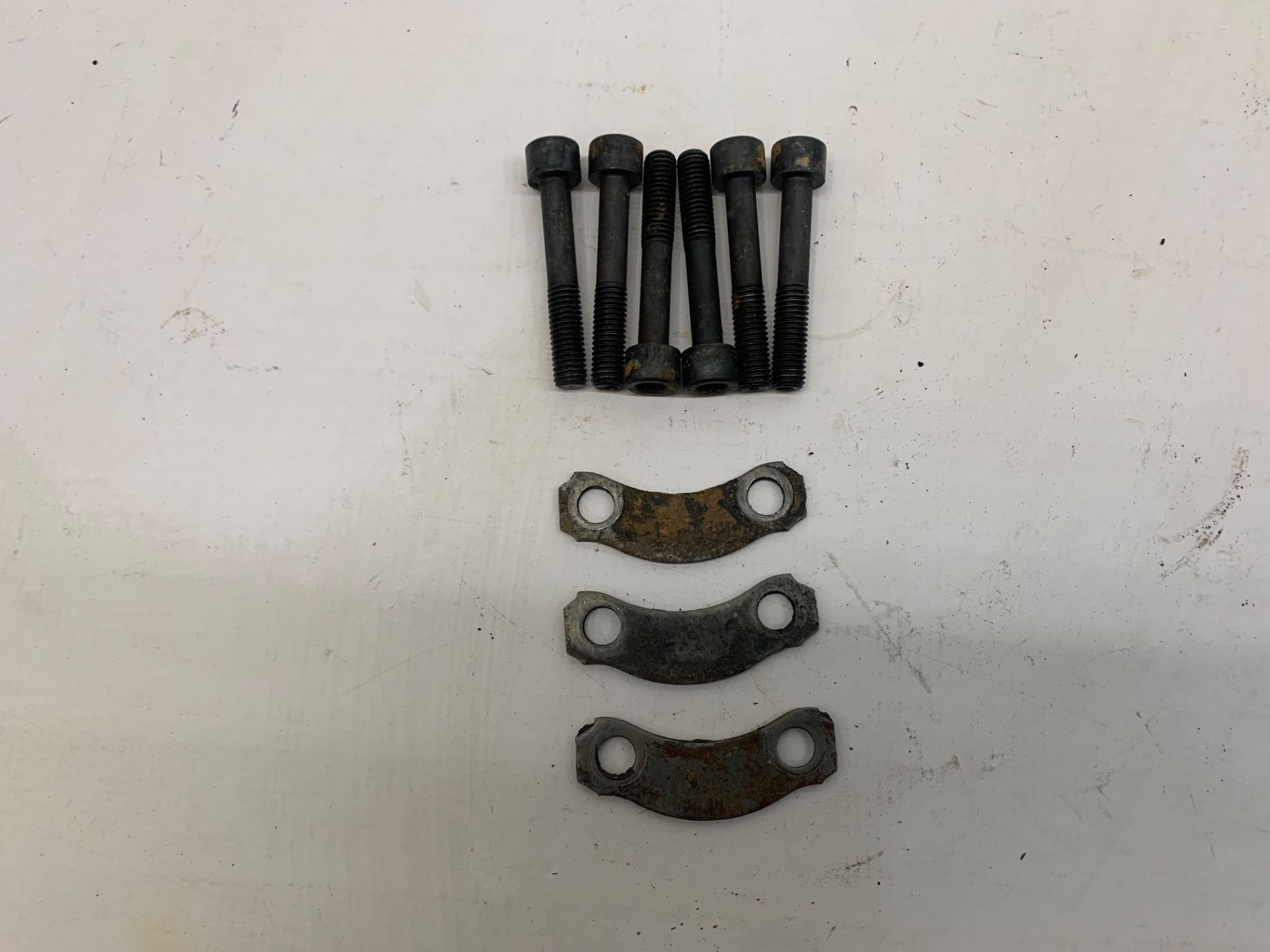 Kit Parafuso Tulipa Semi Eixo Vw Gol 1.6 CHT 1992 1994