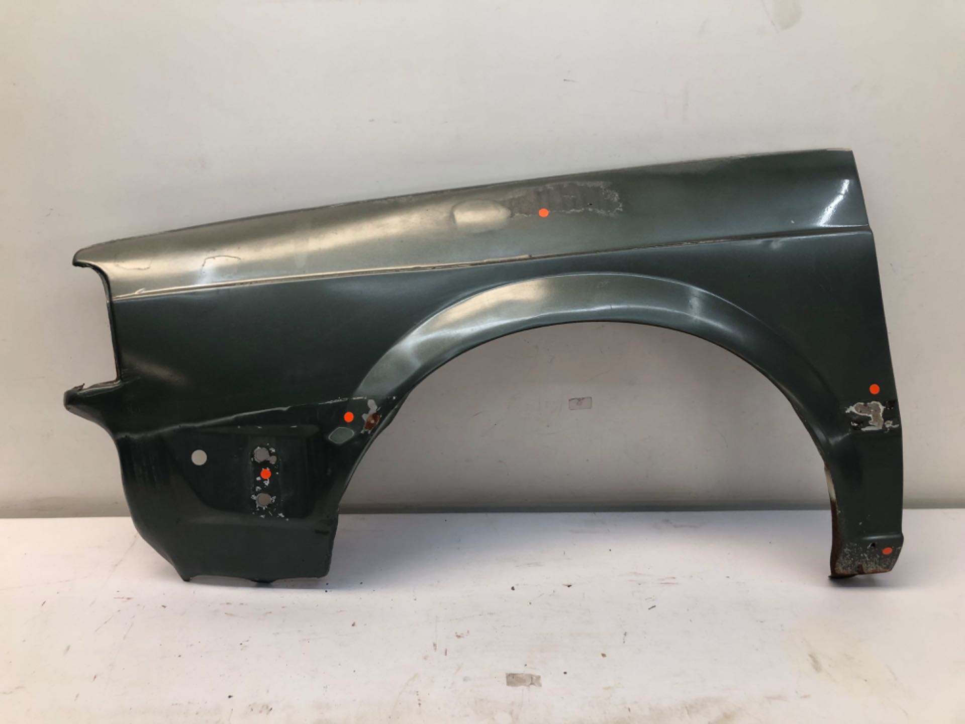 Para Lama Esquerdo Volkswagen Gol Quadrado CL 1987 1990