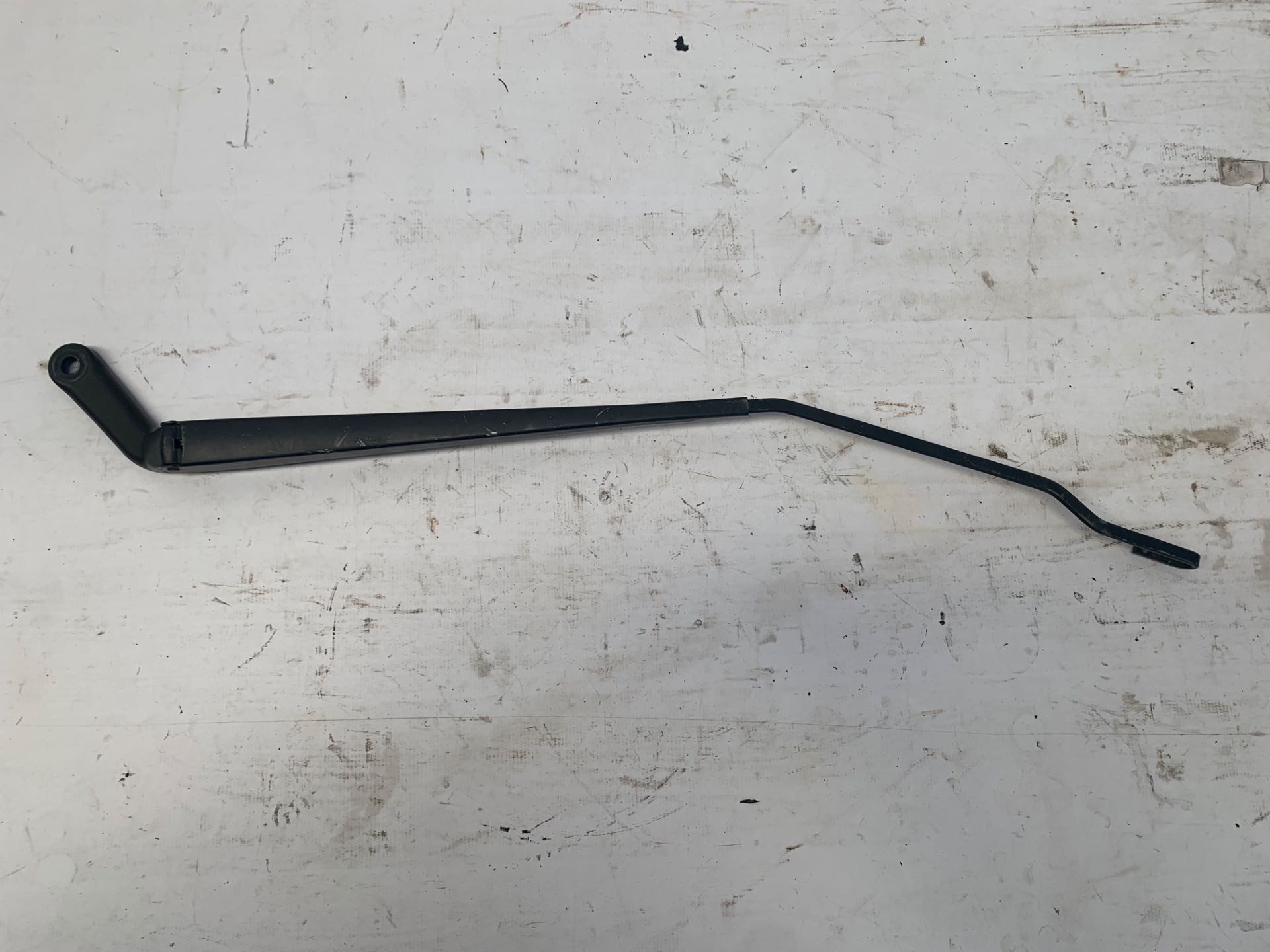 Braço Limpador Direito Para Brisa Peugeot 206 2001 2009