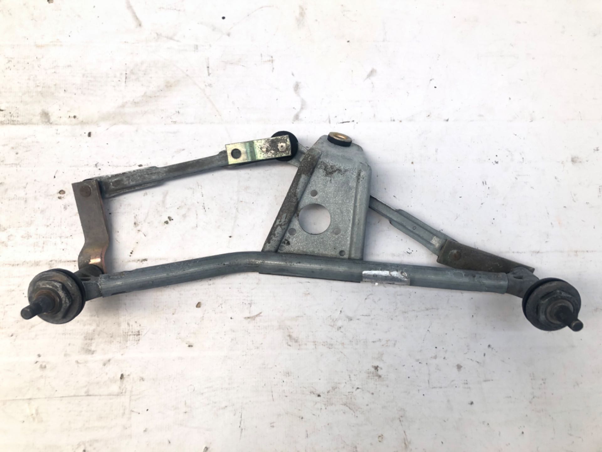 Galhada Limpador Para Brisa Peugeot 206 1.0 2001 2009