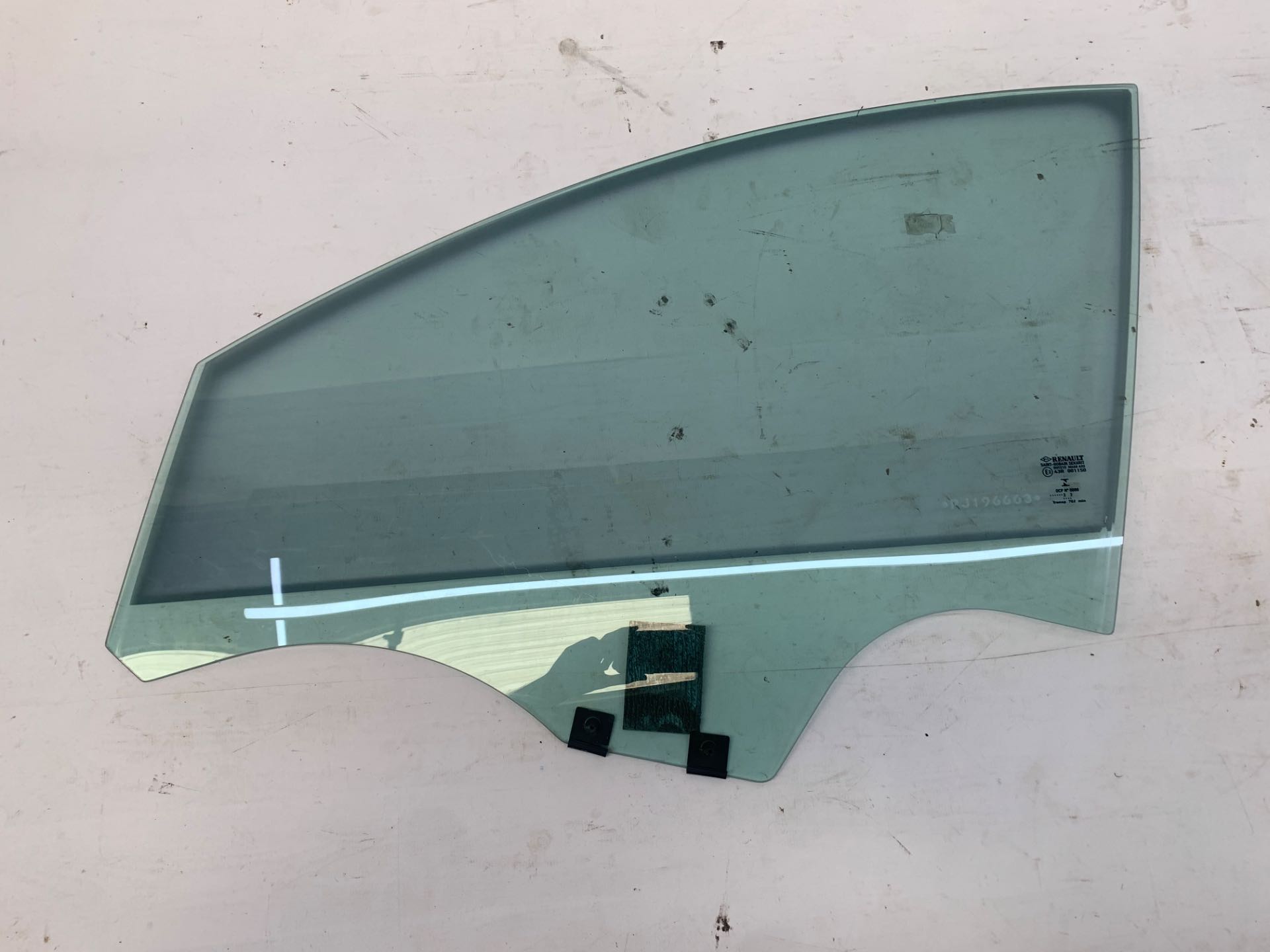 Vidro Porta Dianteiro Esquerdo Renault Logan Zen 2019 2024
