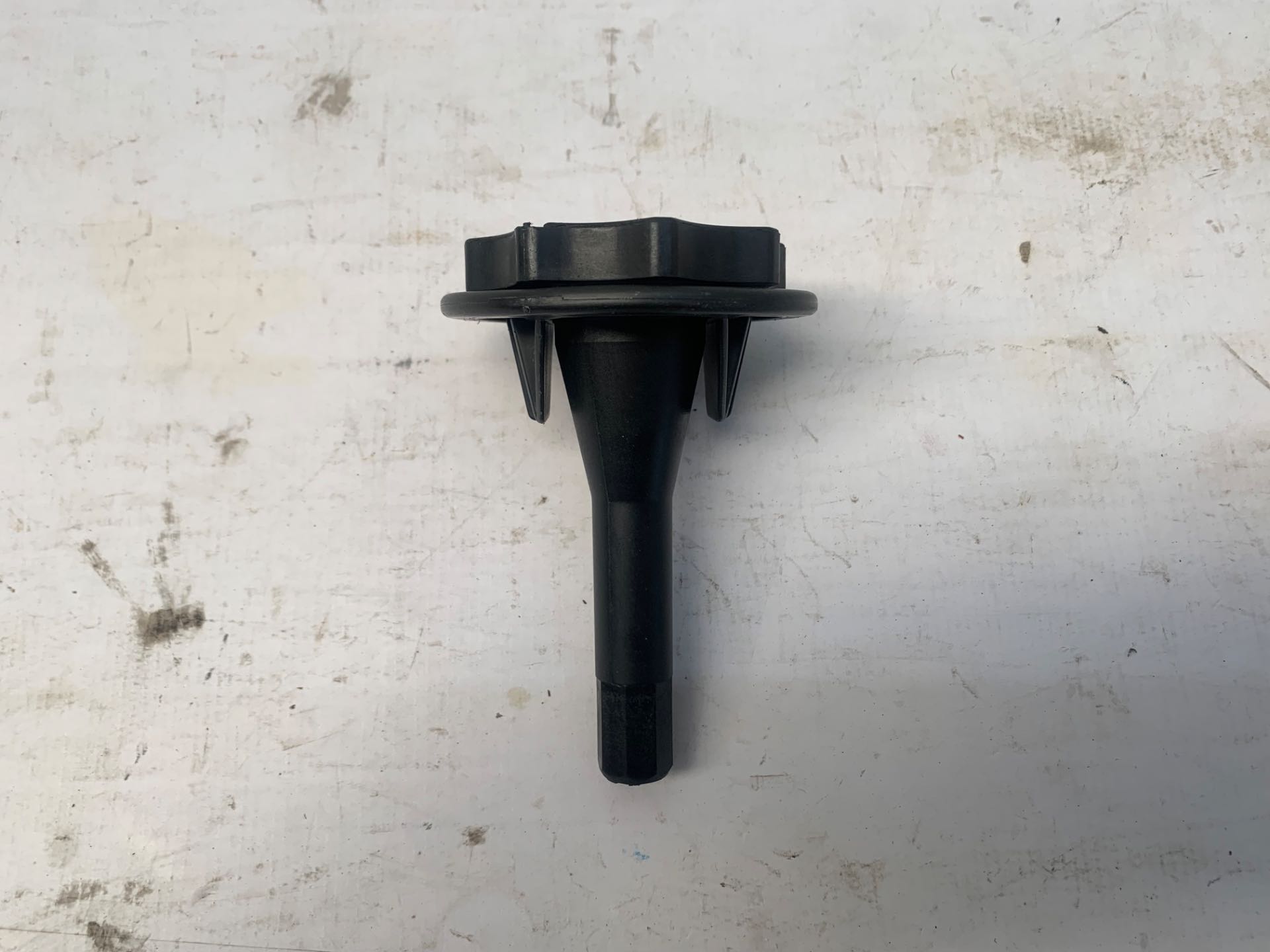 Parafuso Trava Estepe Renault Logan 2019 2024 7703041034