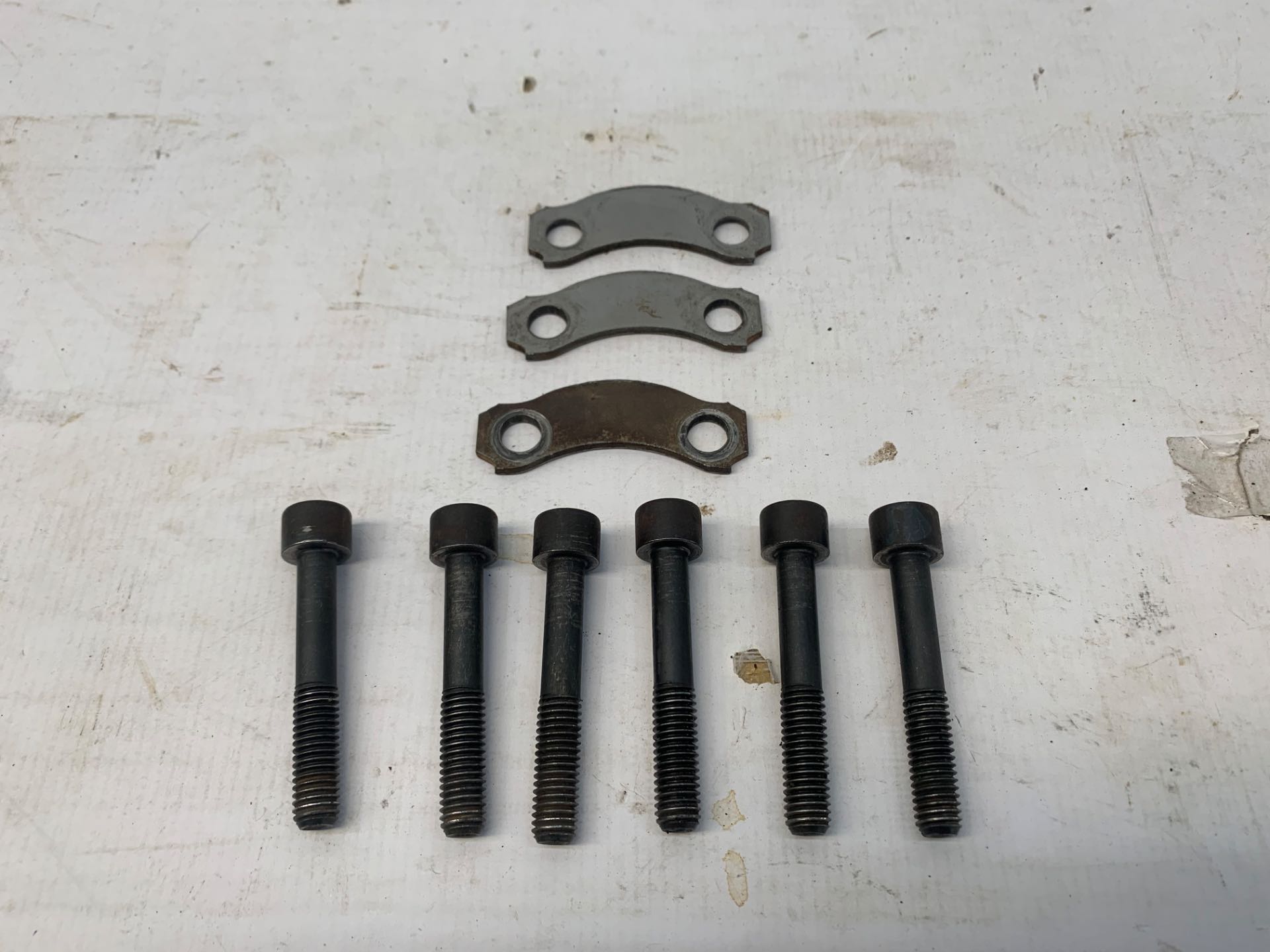 Kit Parafuso Tulipa Semi Eixo VE Gol G3 1.0 1997 2003