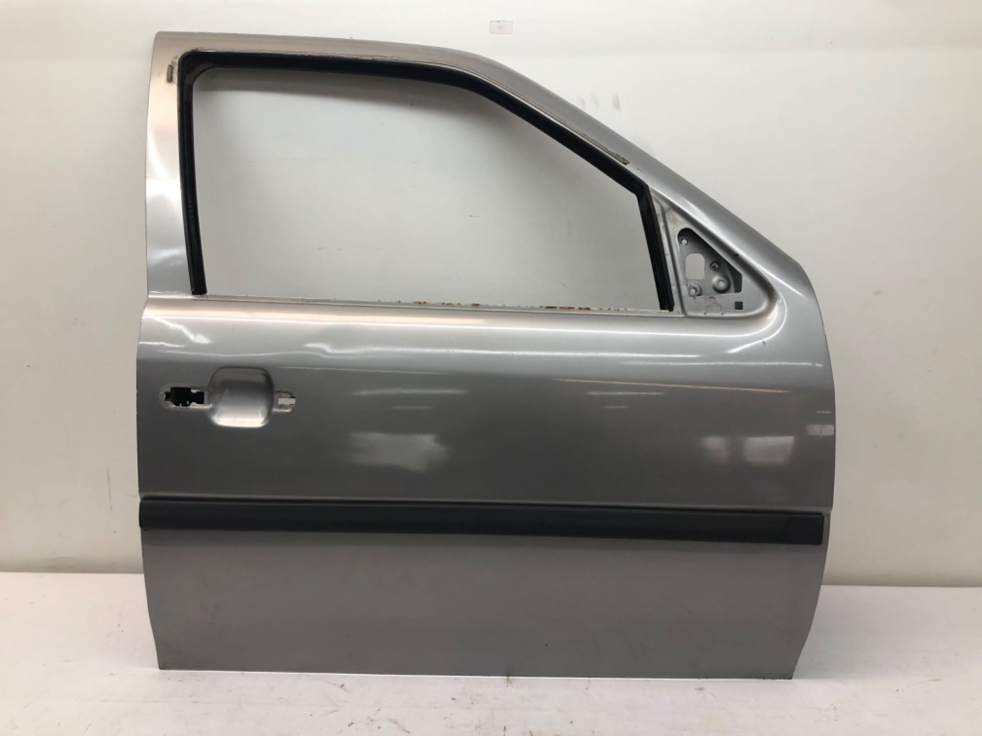 Porta Dianteira Direita Volkswagen Gol G3 1998 2005 Prateado