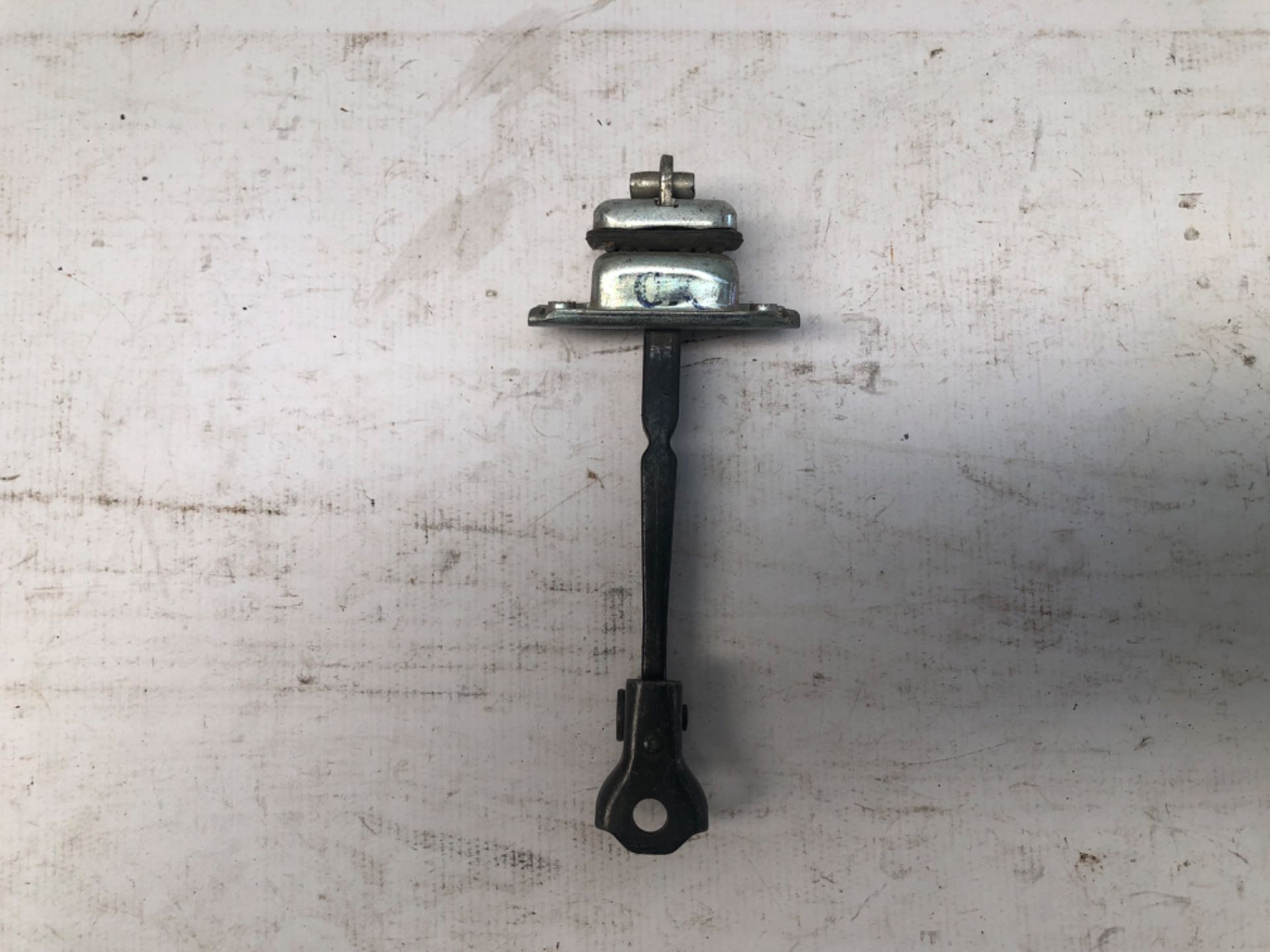 Limitador Porta Traseiro Esquerdo Honda Fit 2004 2008
