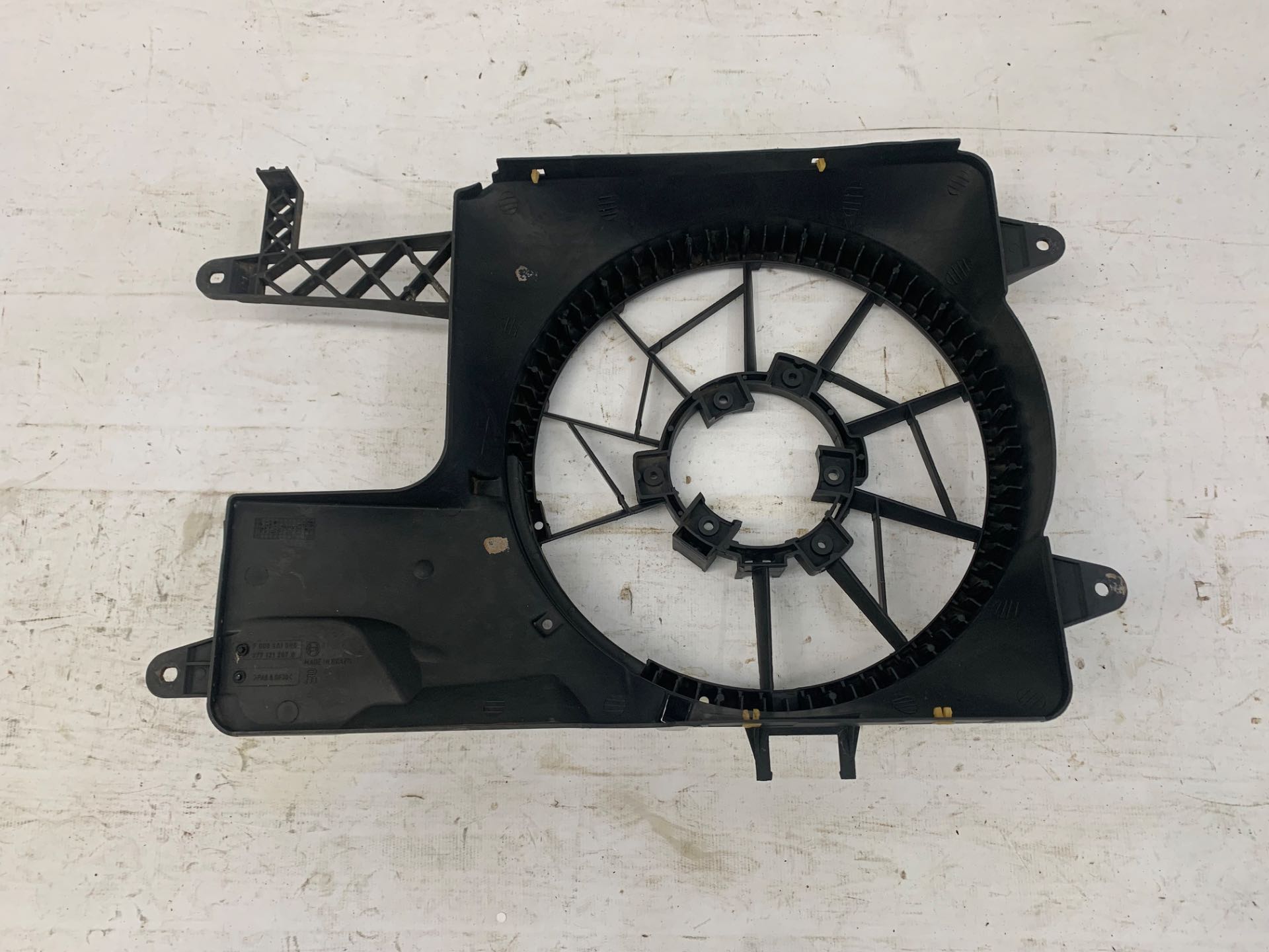 Defletor Ventoinha Vw Gol G3 1.0 1997 2003 377121189bp