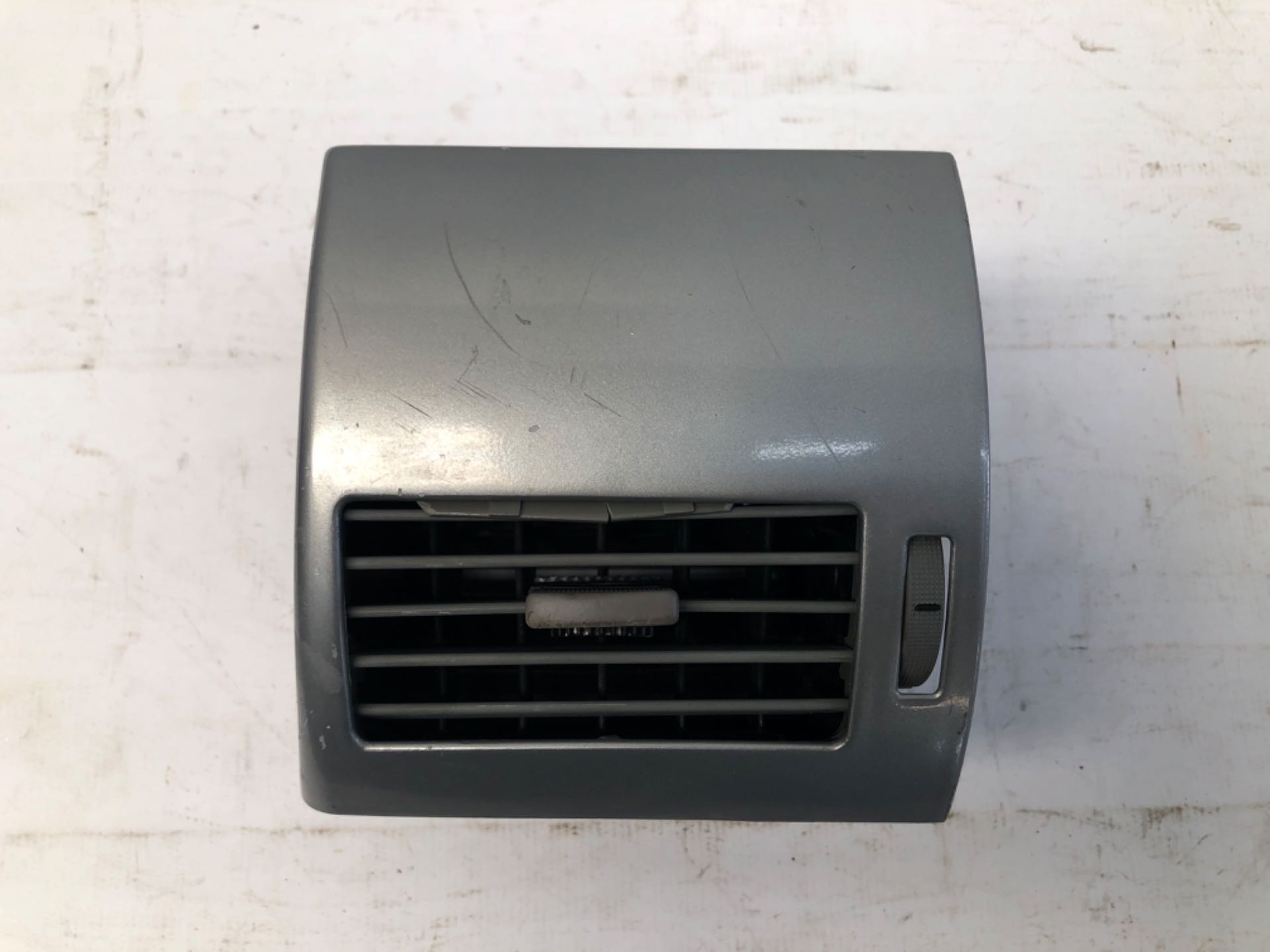 Moldura Difusor Ar Direito Vw Gol G3 1998 2005 377857044