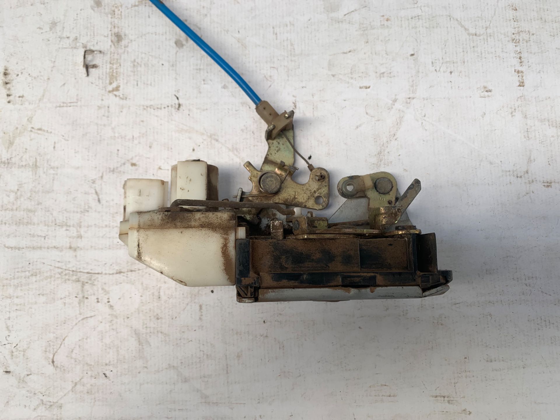 Fechadura Porta Traseira Esquerda VW Gol G3 1998 2005