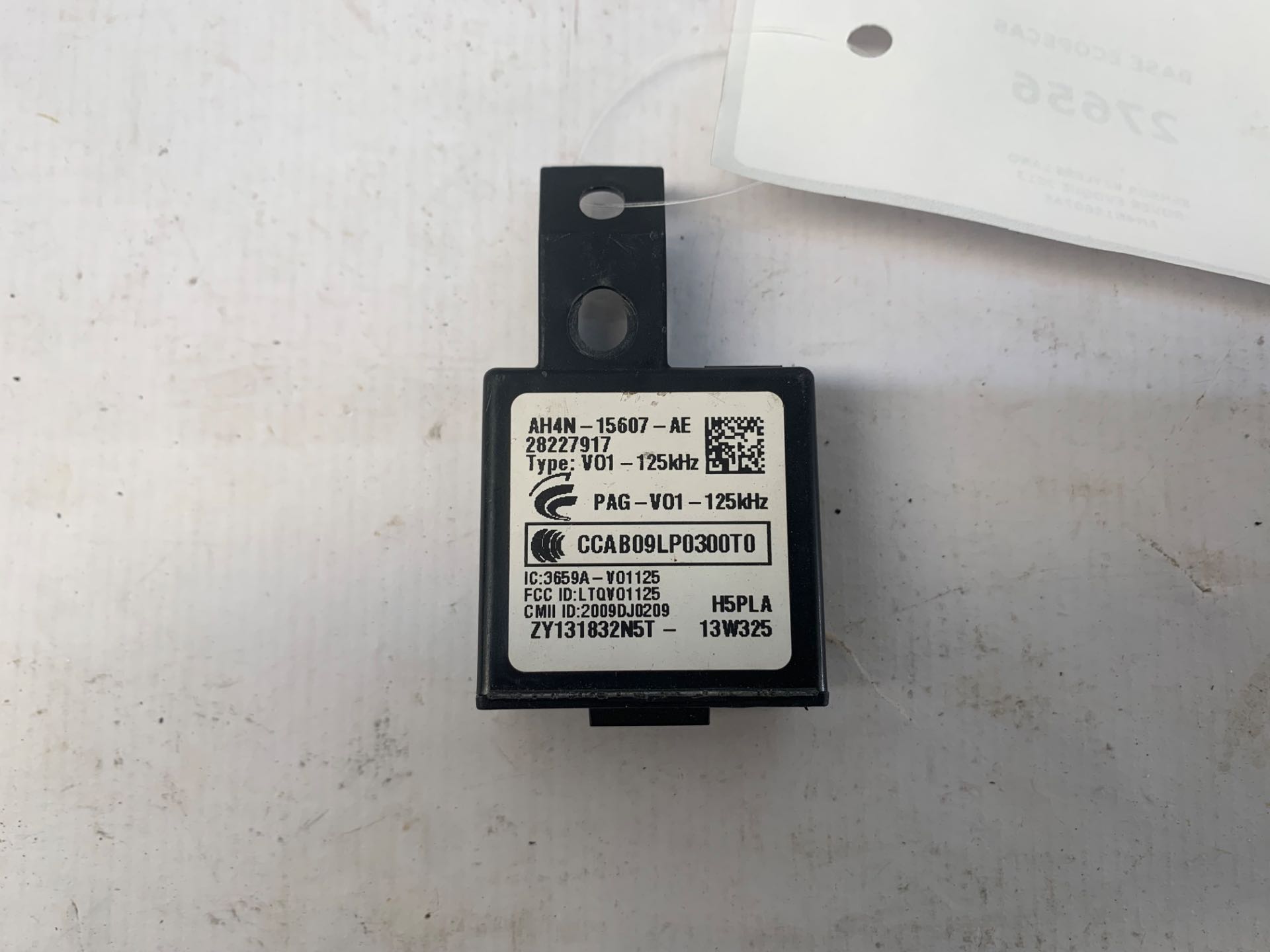 Sensor Keyless Land Rover Evoque 2013 Ah4n15607ae