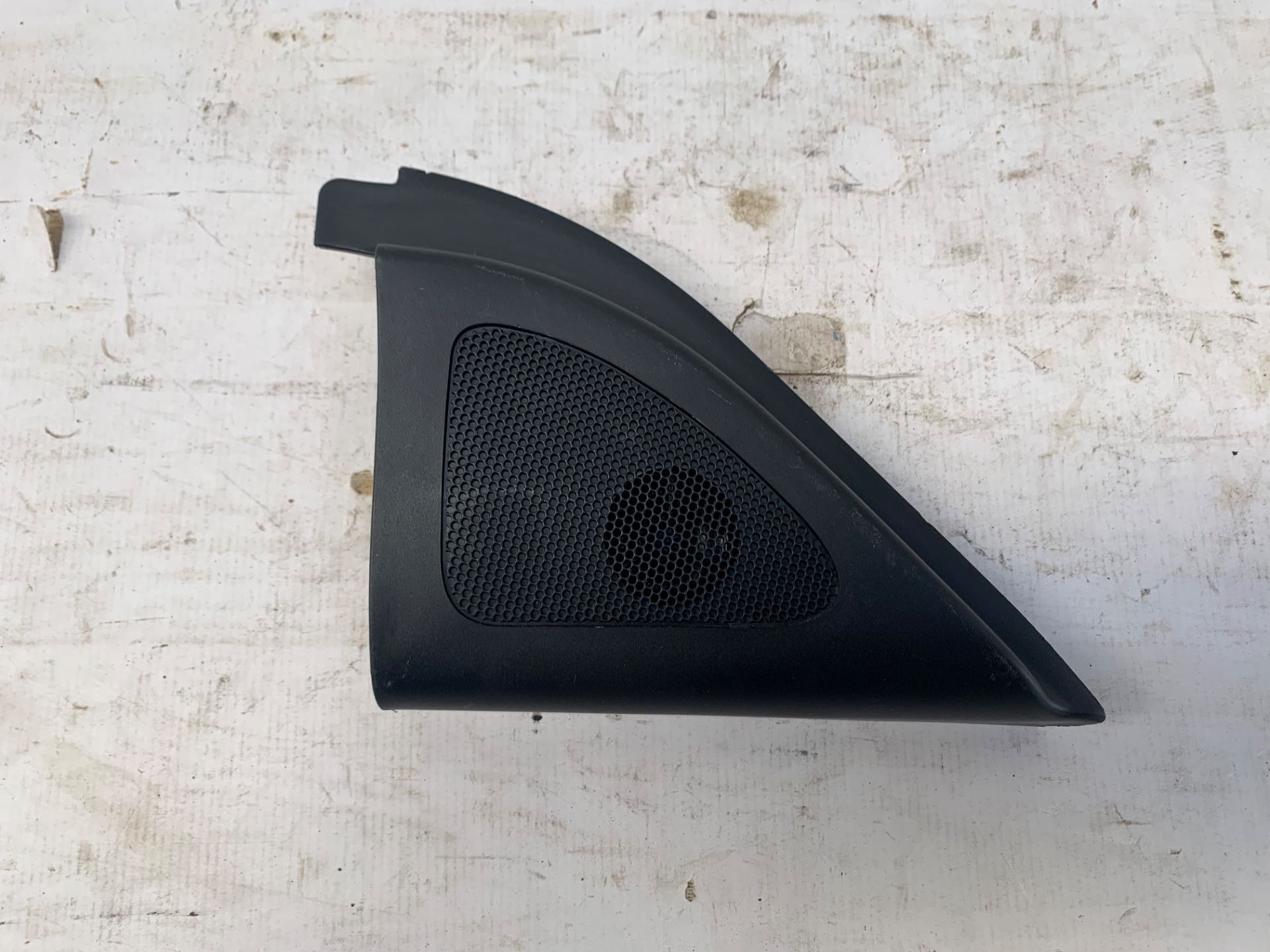 Moldura Interna Retrovisor Direito Kia Cerato 2009 2012 Det