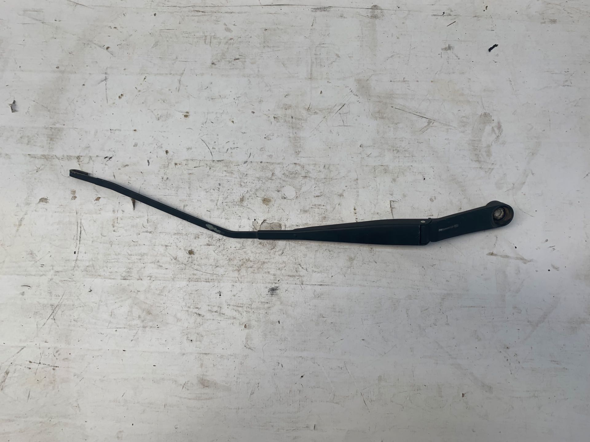 Braço Limpador Direito Para Brisa Kia Cerato 2009 2012