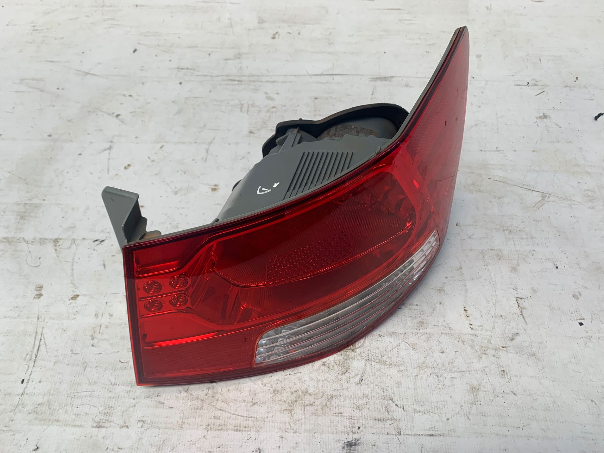 Lanterna Direita KIa Cerato 2009 2012