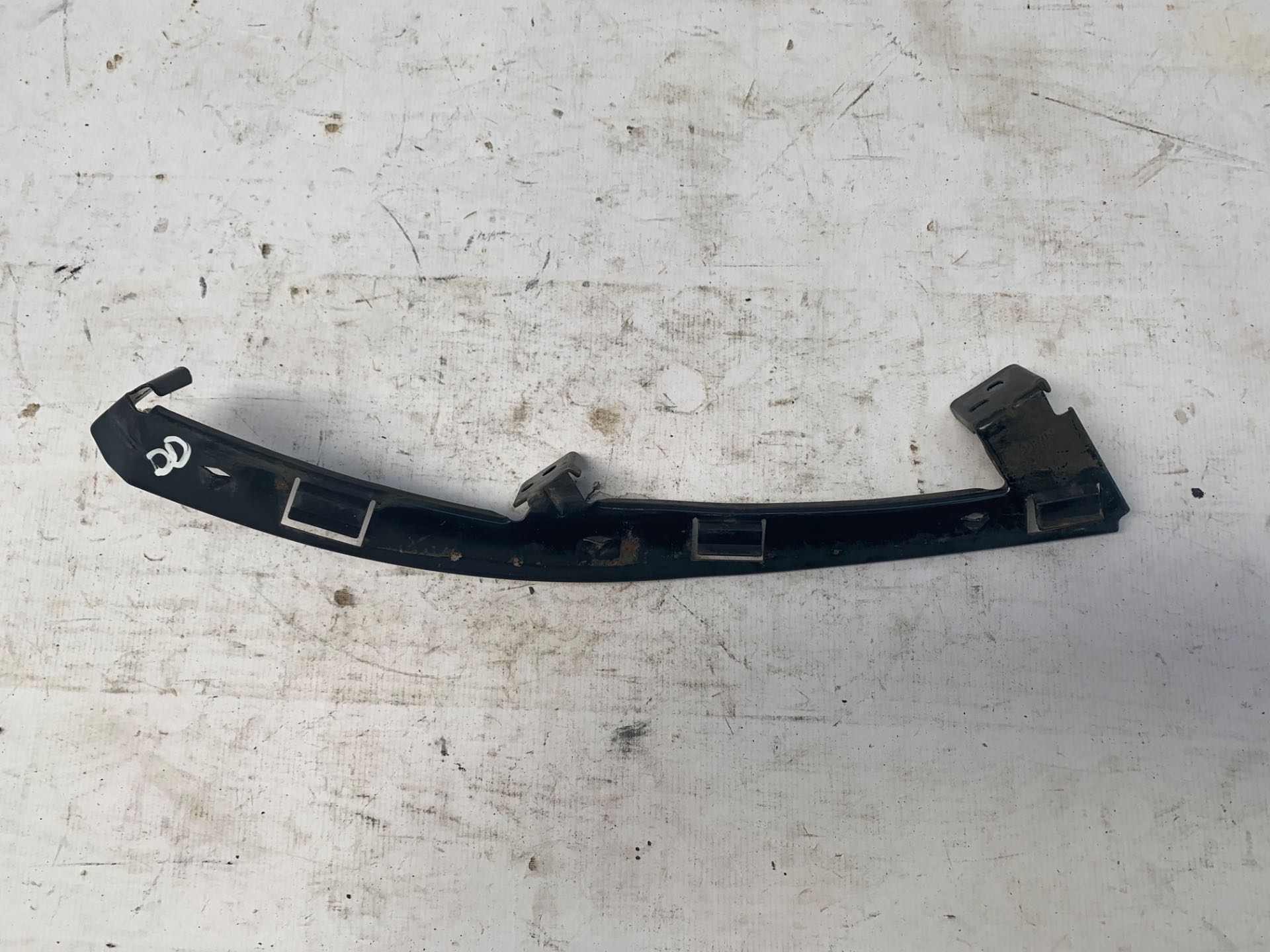 Suporte Guia Farol Direito Kia Cerato 2009 2012