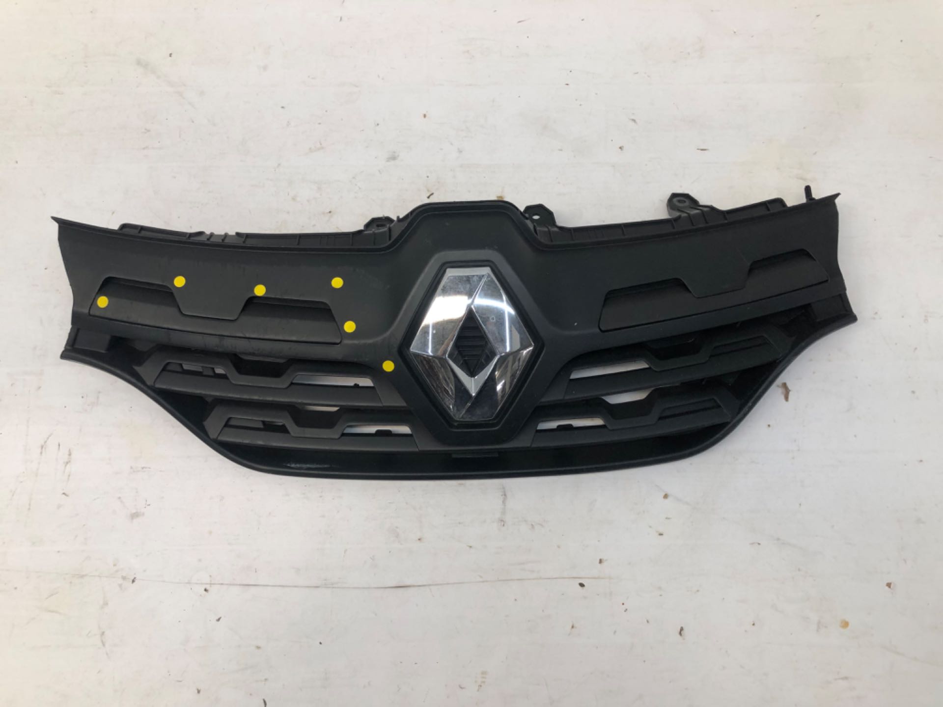 Grade Para Choque Dianteira Renault Kwid 2022 2025 Detalhe