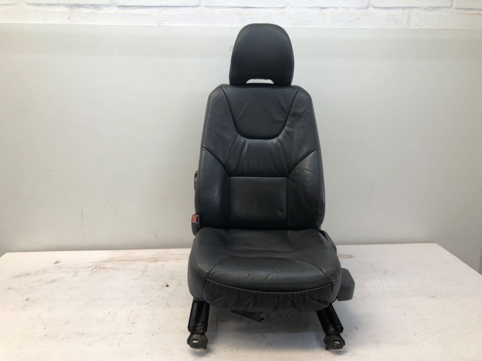 Banco Dianteiro Esquerdo Volvo V70 2.4 2000 2006 Detalhe