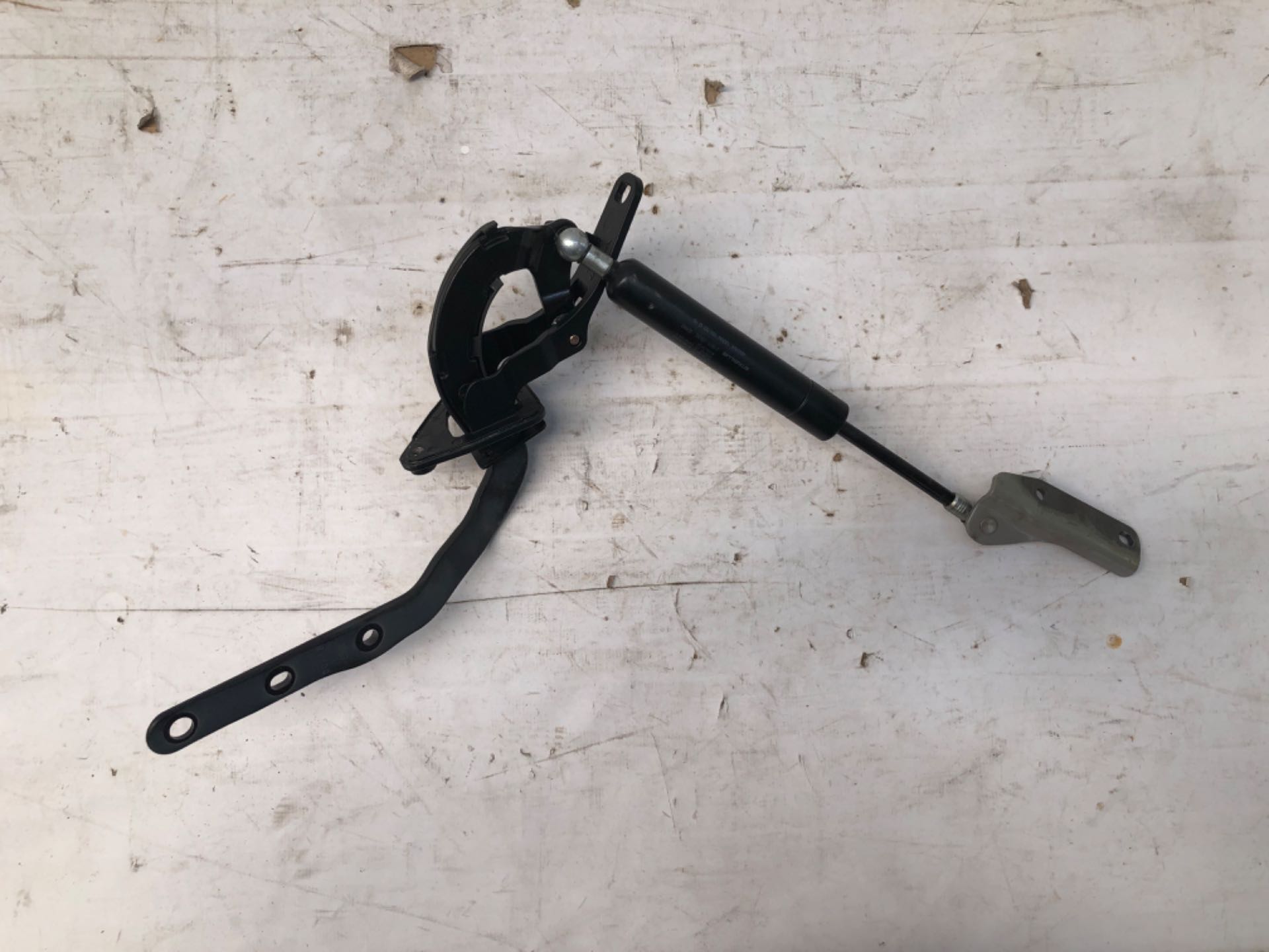 Dobradiça Tampa Traseira Esquerda Volvo V70 2.4 2000 2006 DT