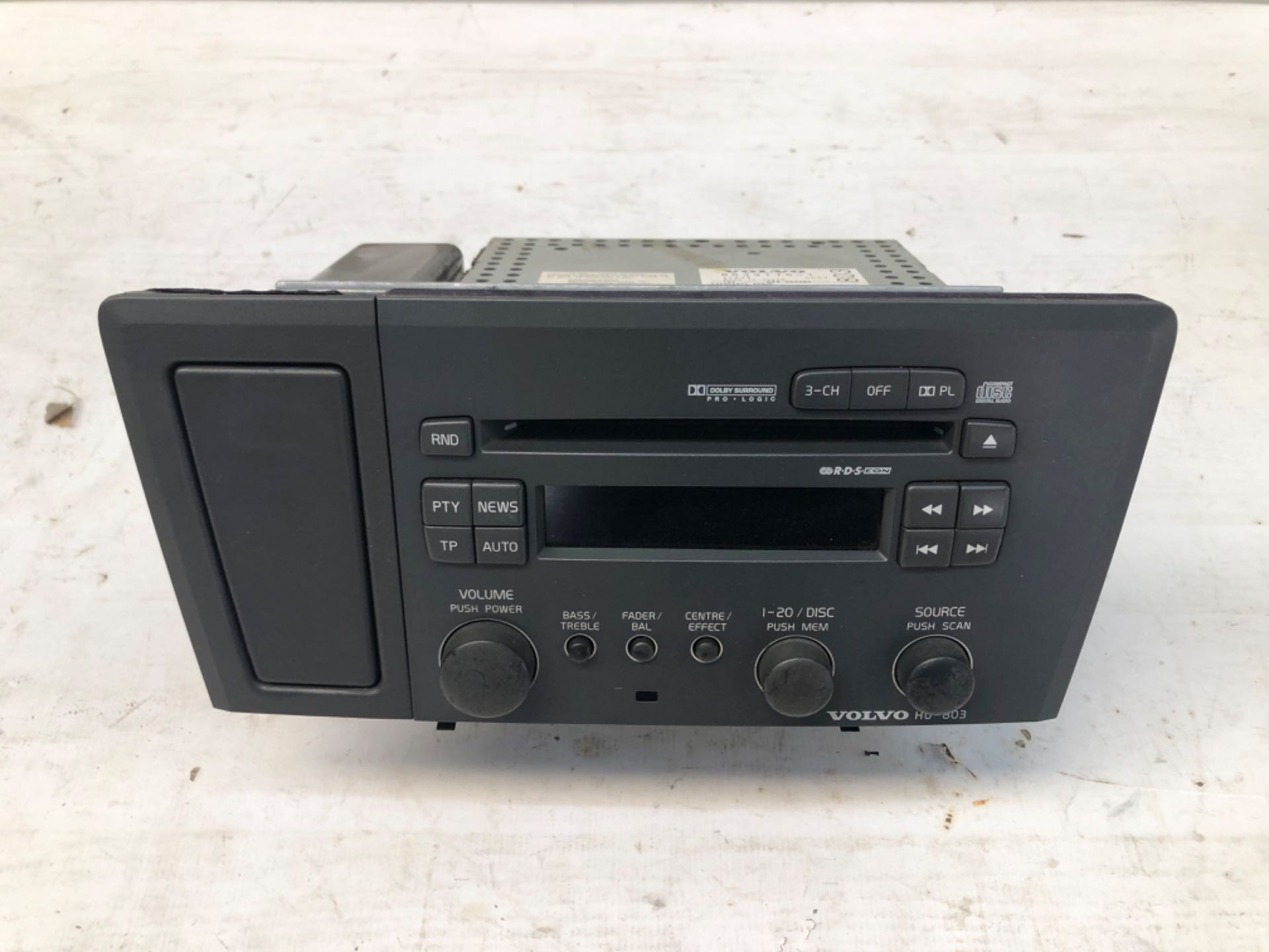 Radio CD Player Som Volvo V70 2000 2006 86331751