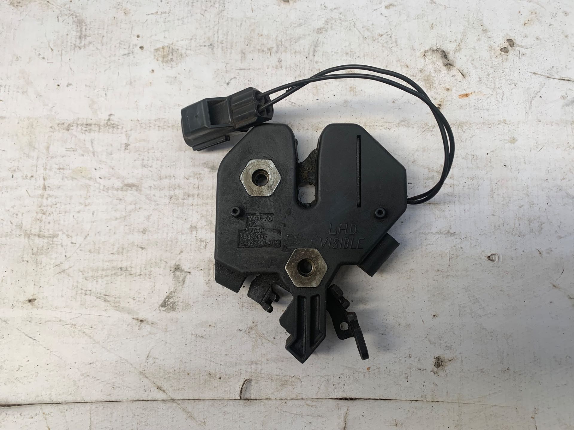Fechadura Trava Capo Volvo V70 2000 2006 94837657 Com Sensor