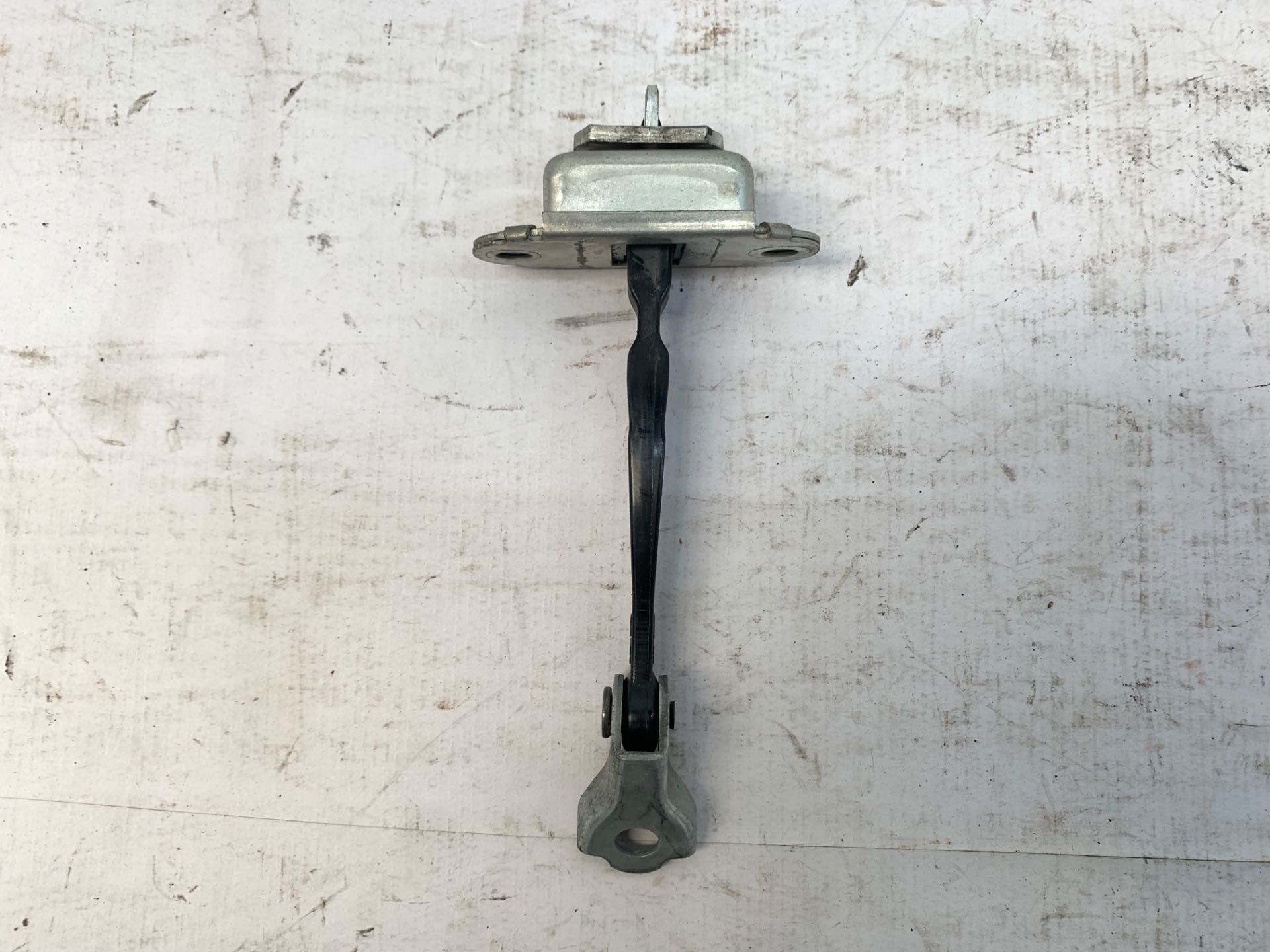 Limitador Porta Dianteiro Nissan Livina 2009 2014
