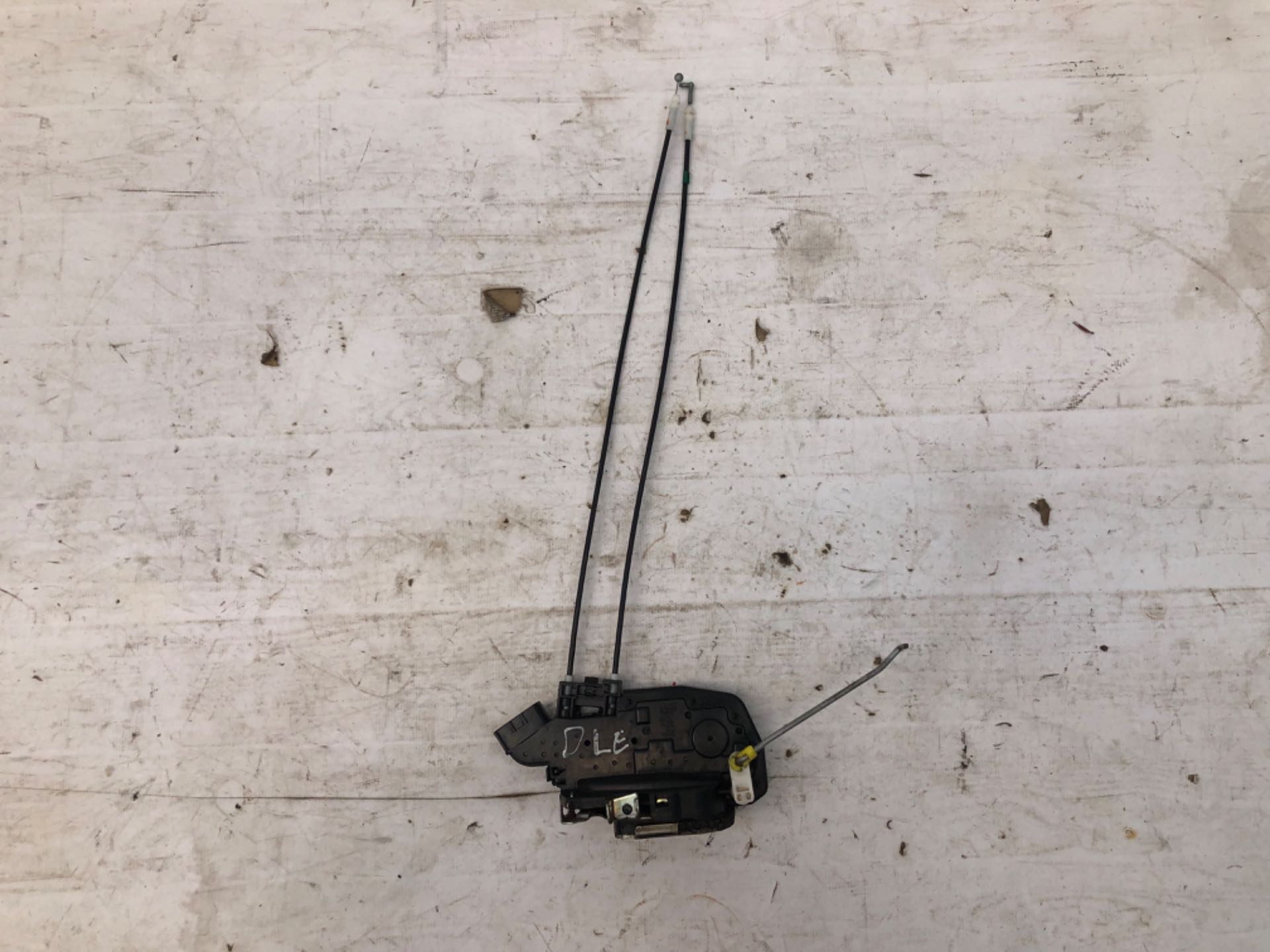 Fechadura Porta Dianteira Esquerda Nissan Livina 2009 2014