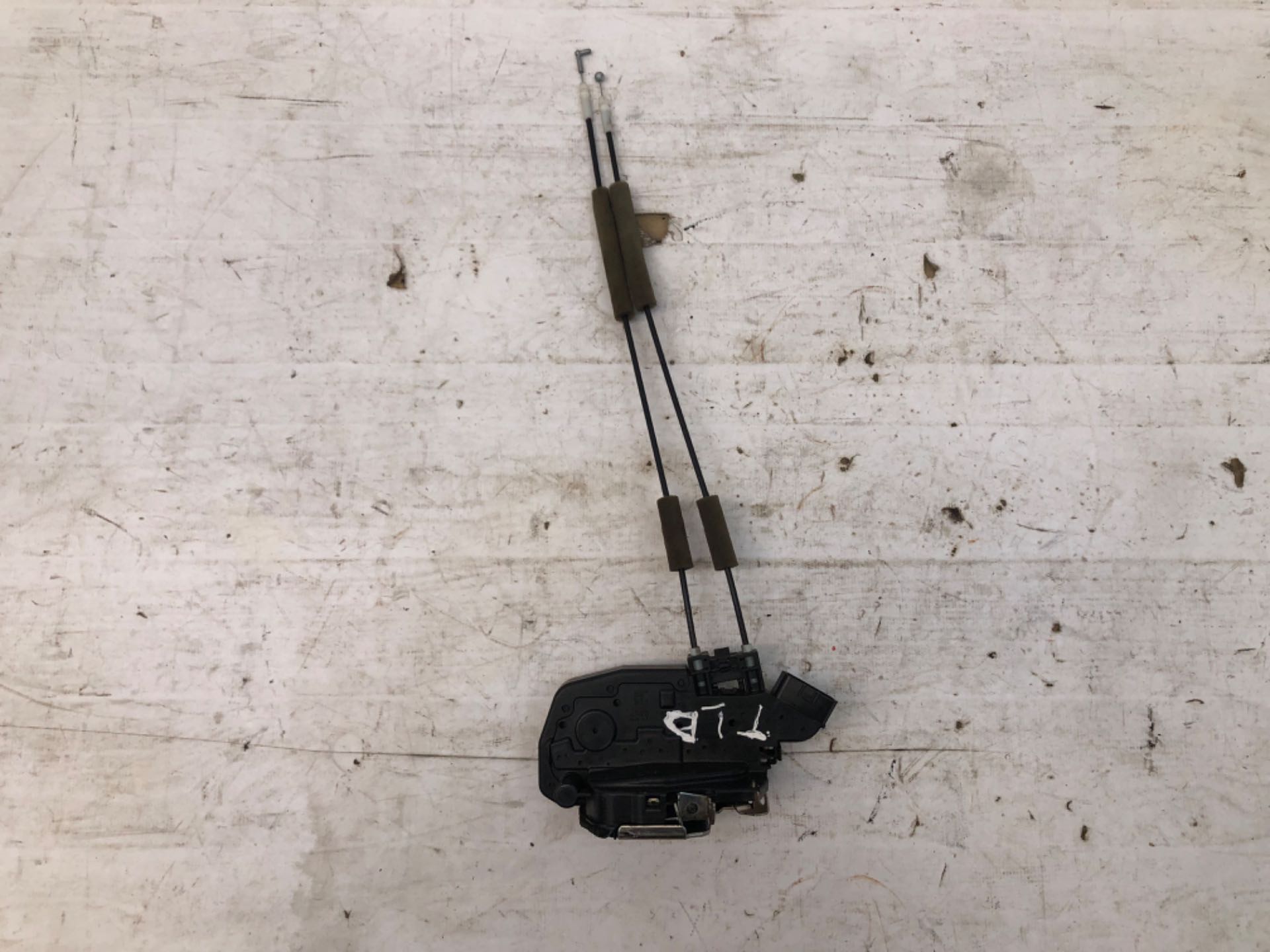Fechadura Porta Traseira Direita Nissan Livina 2009 2014