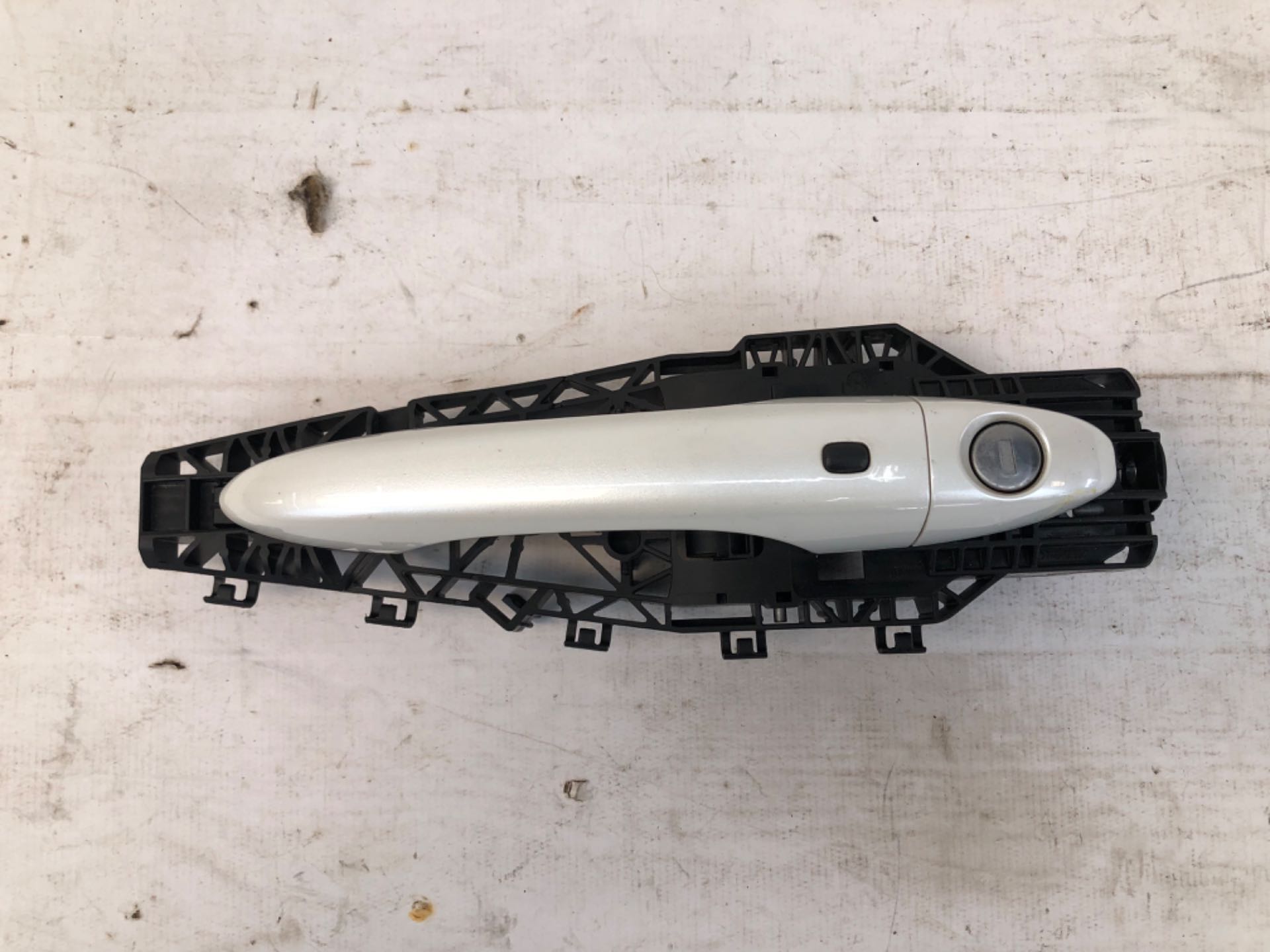 Maçaneta Externa Dianteira Esquerda Jeep Compass 2016 2021
