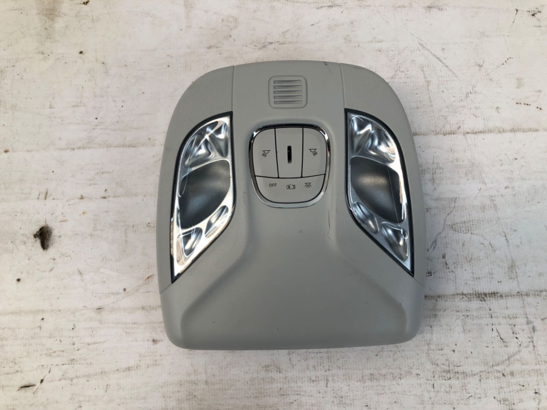 Comando Luz Teto Cortesia Jeep Compass 2016 2020 00609428540
