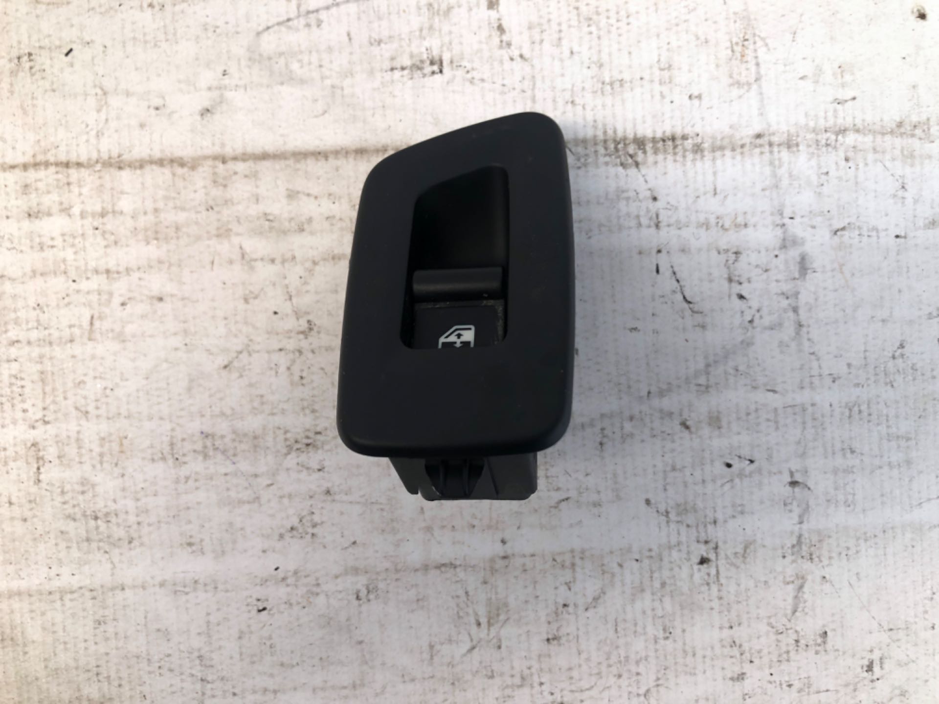 Botão Vidro Traseiro Direito Jeep Compass 2016 2021