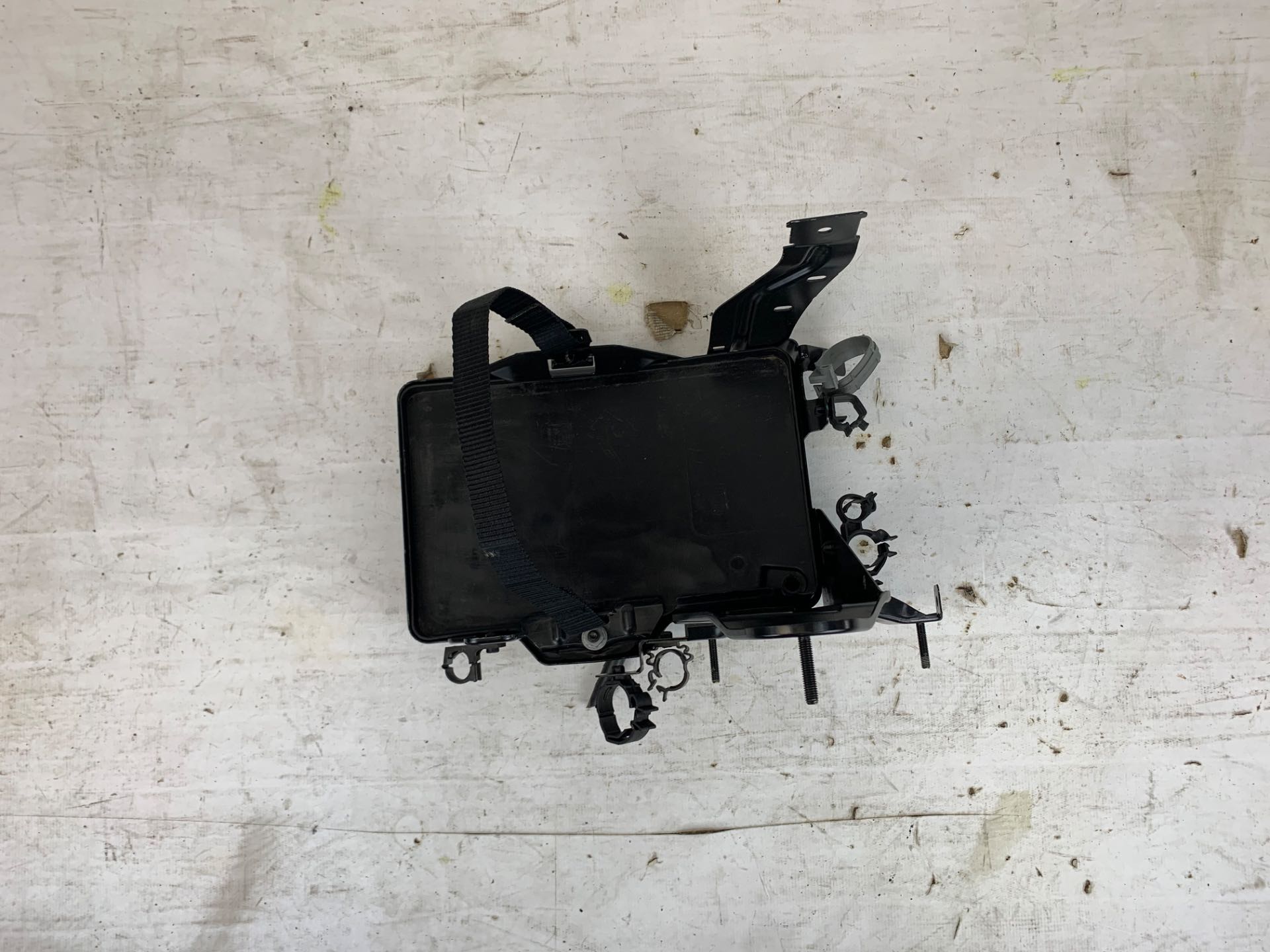 Base Suporte Bateria Jeep Compass 2.0 2016 2021