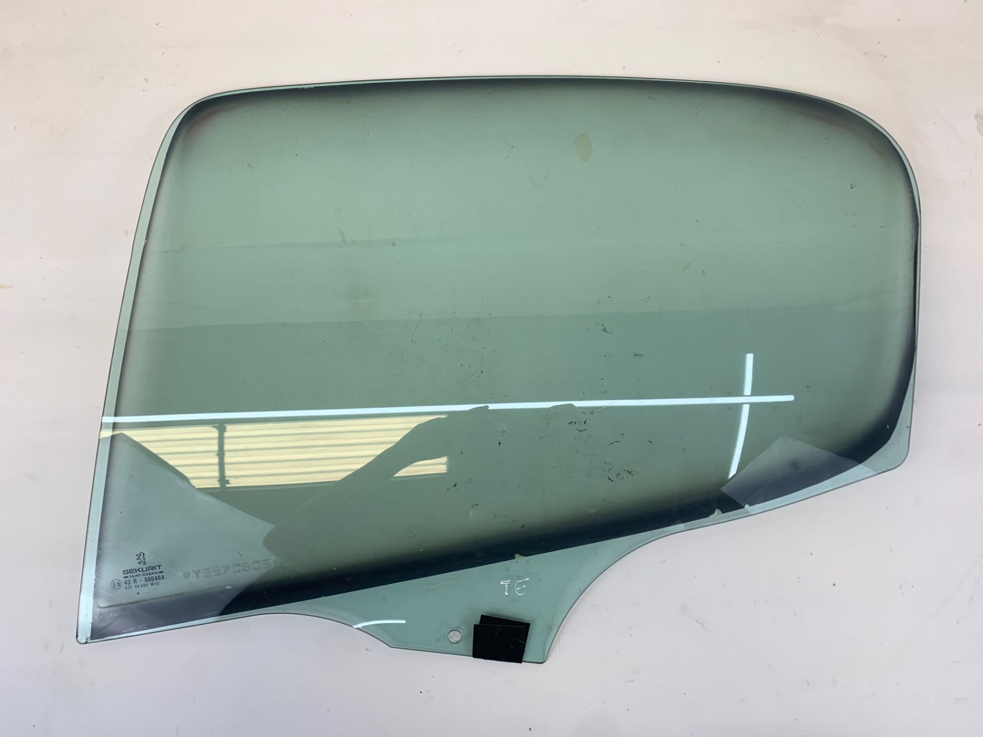 Vidro Porta Traseiro Esquerdo Peugeot 206 4p 1999 2009 Hatch