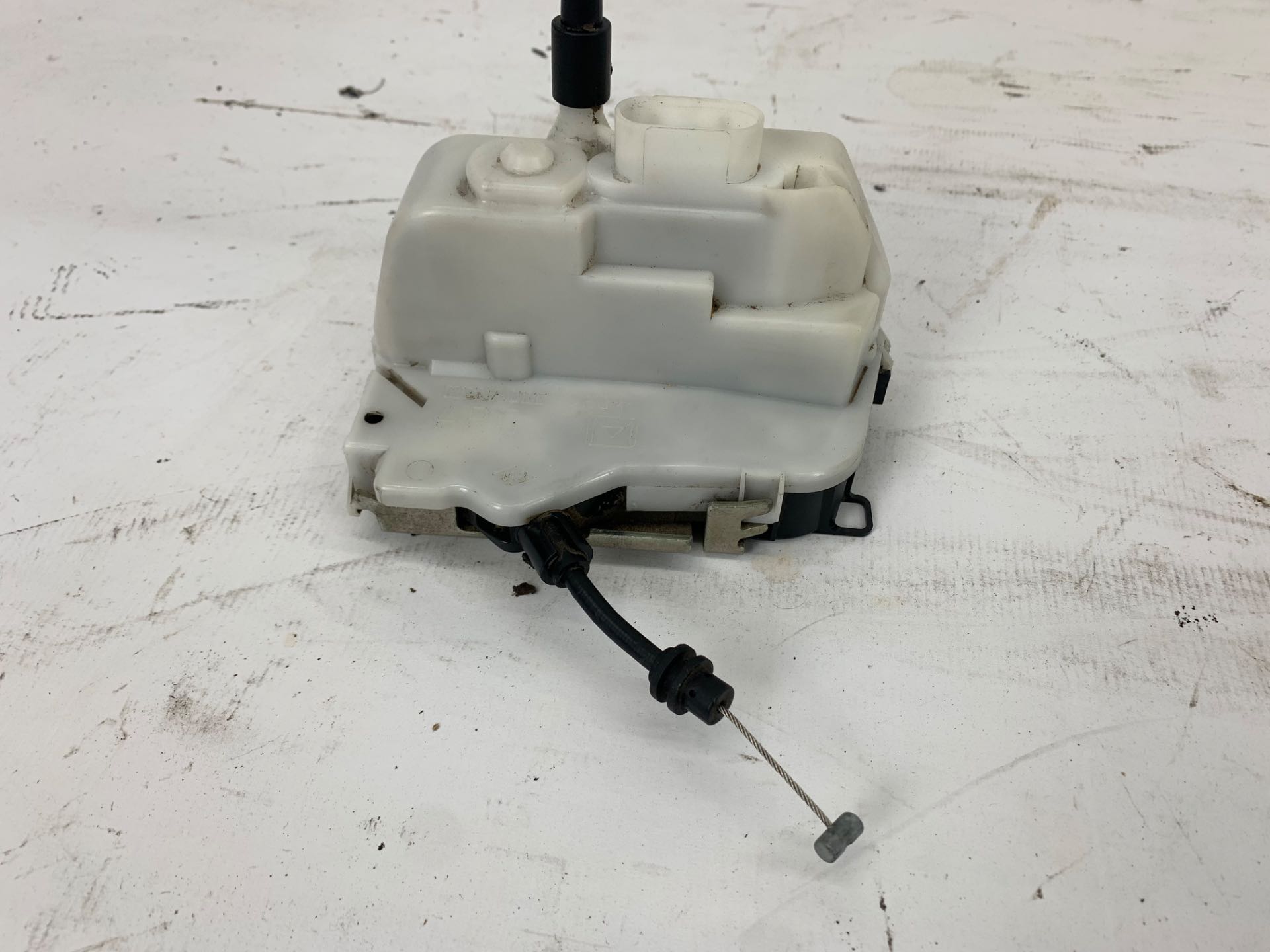 Fechadura Porta Traseira Esquerda Citroën C3 2003 2012