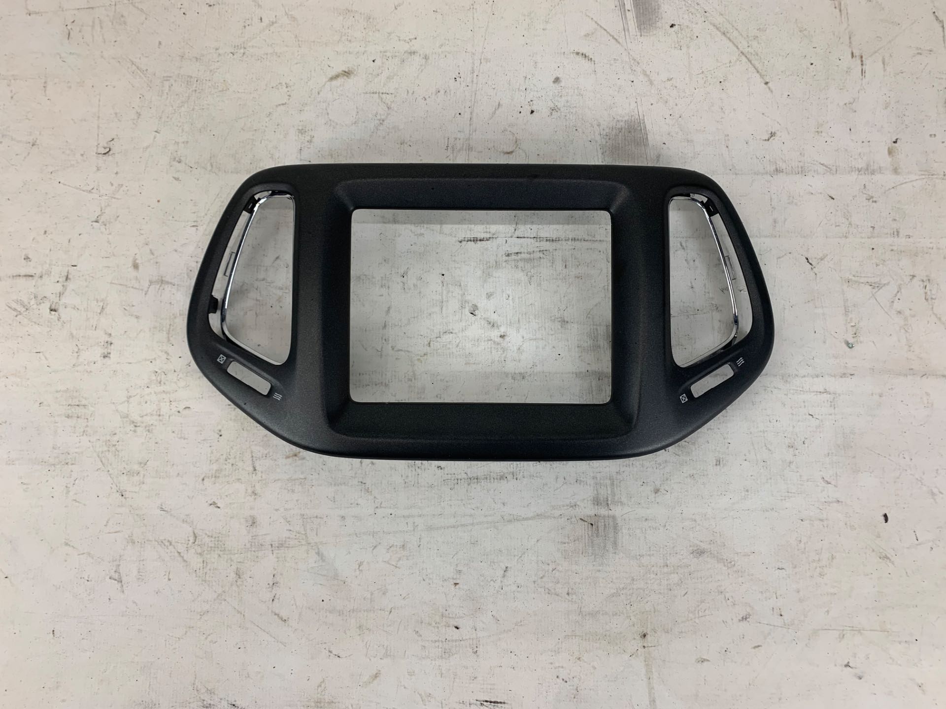 Moldura Multimidia Difusor Jeep Compass 2016 2021