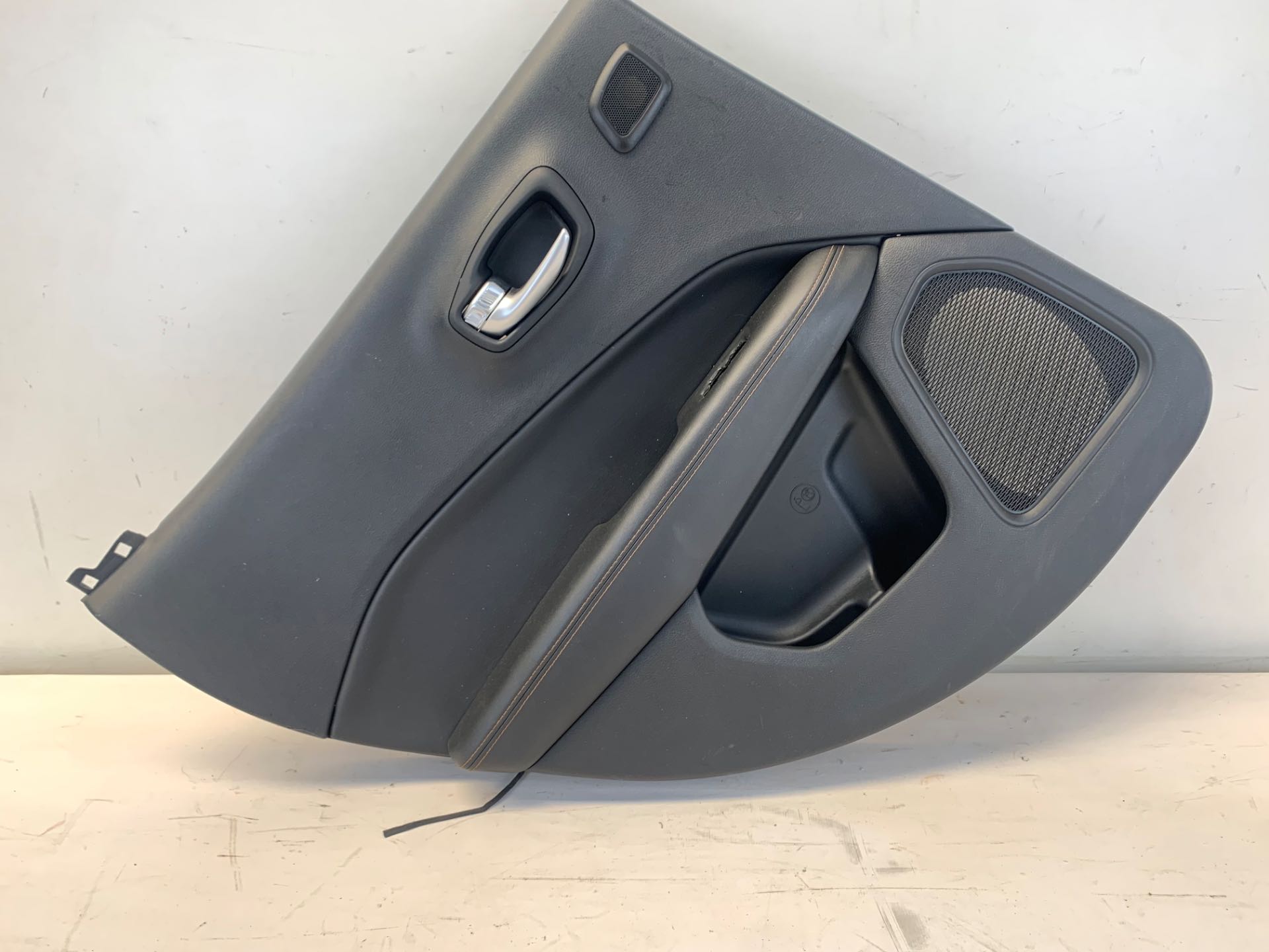Painel Forro Porta Traseiro Esquerdo Jeep Compass 2016 2020
