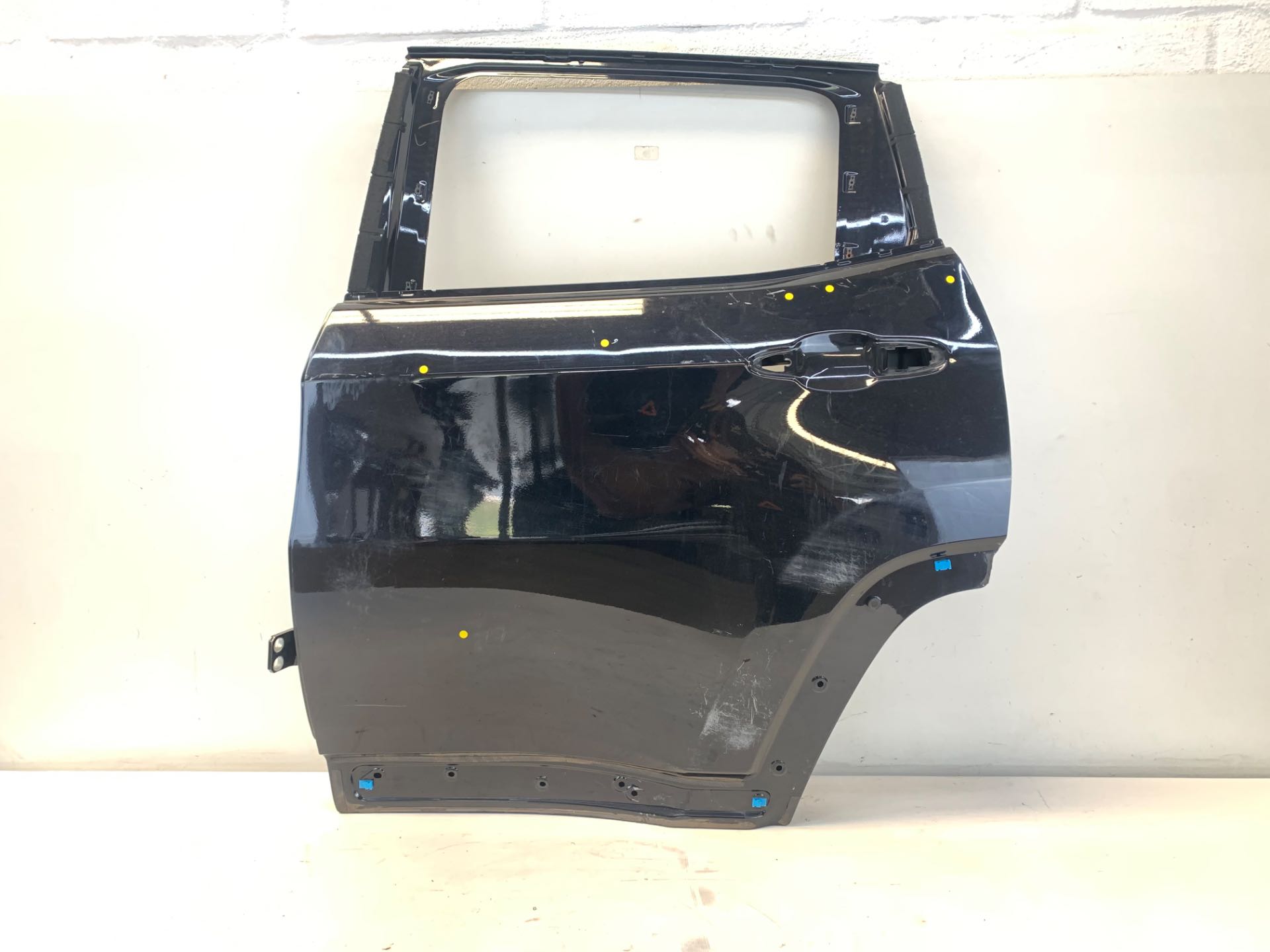 Porta Traseira Esquerda Jeep Compass 2016 2021 Detalhe
