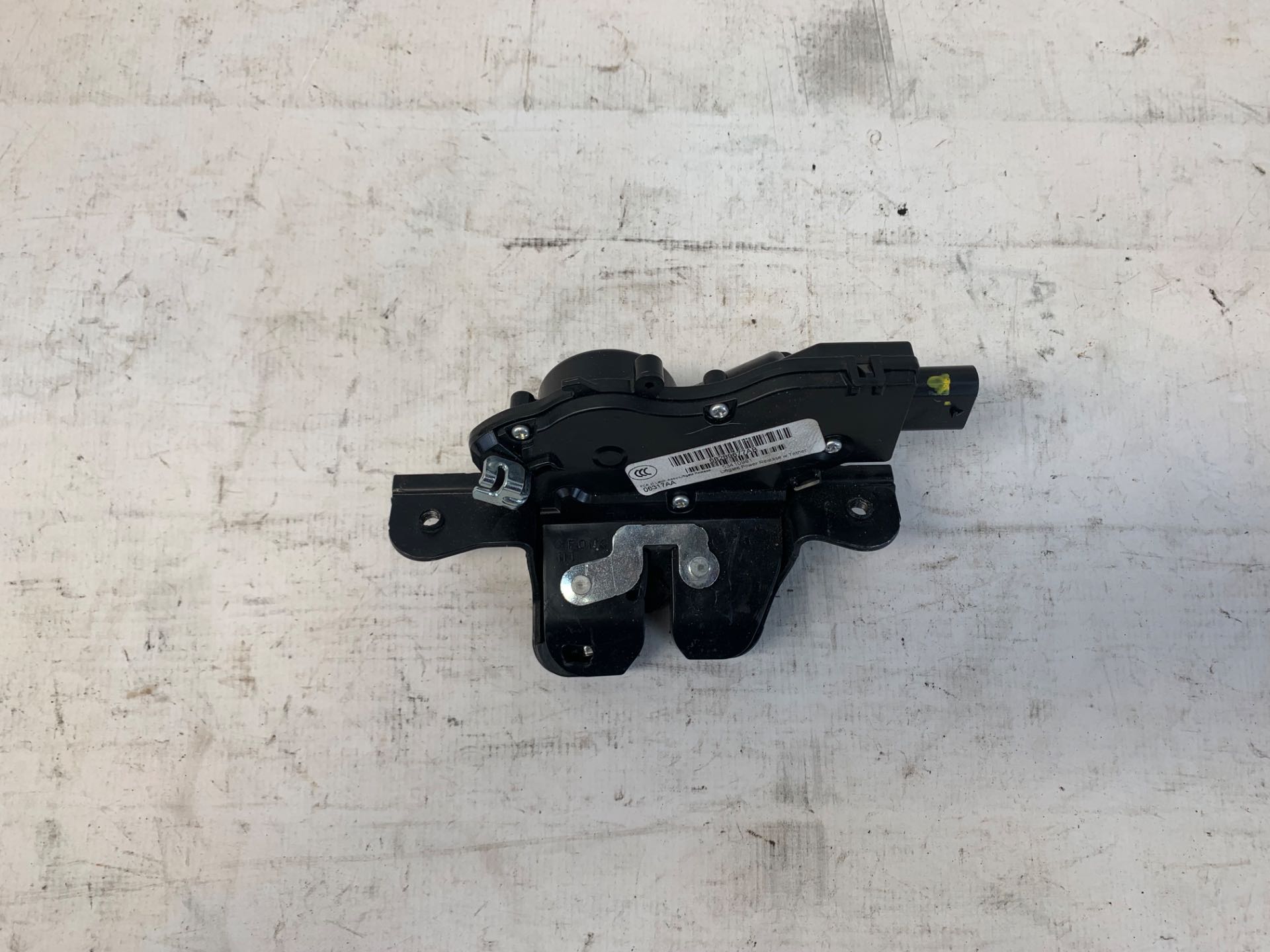Fechadura Tampa Traseira Jeep Compass 2.0 2016 2020