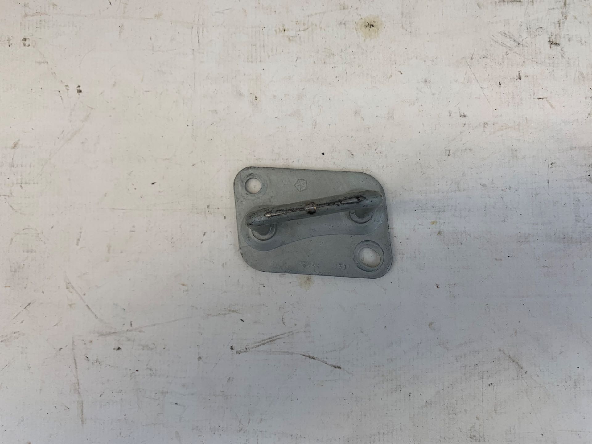 Gancho Batente Trava Capo Jeep Compass 2016 2020Batente Capo Jeep Compass 2016 2020