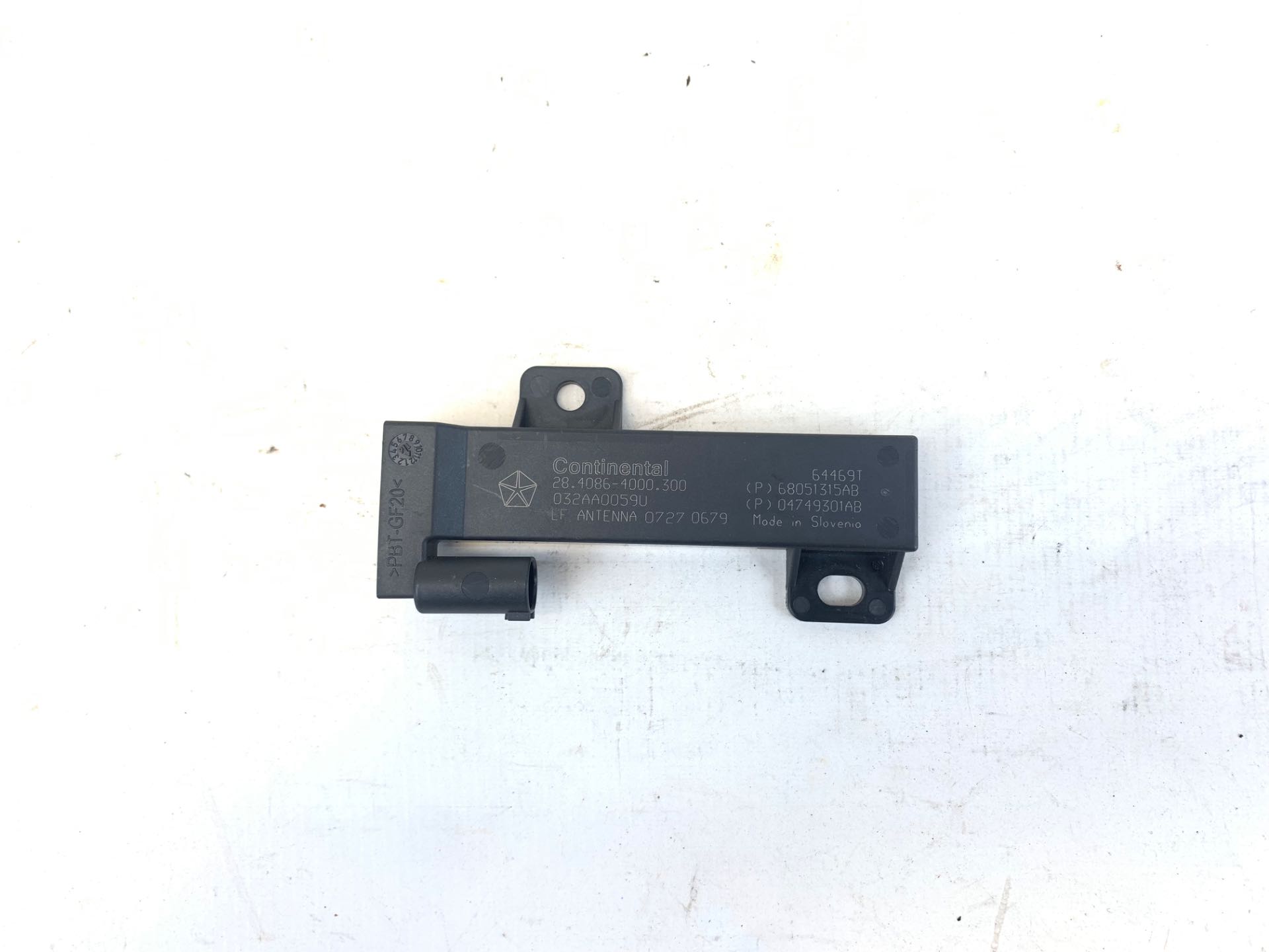 Sensor Keyless Jeep Compass 2016 2020 032aa0059u