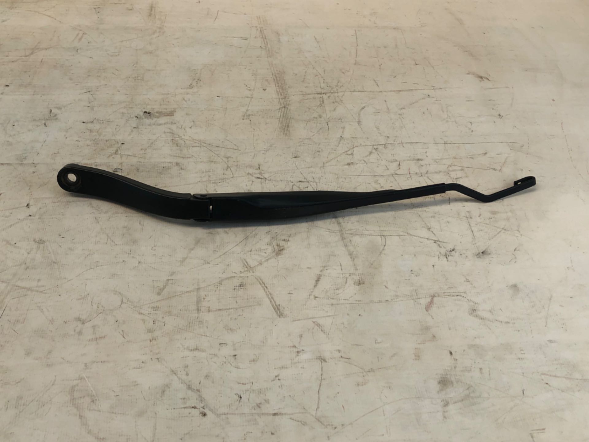 Braço Limpador Esquerdo Para Brisa Jeep Compass 2016 2020