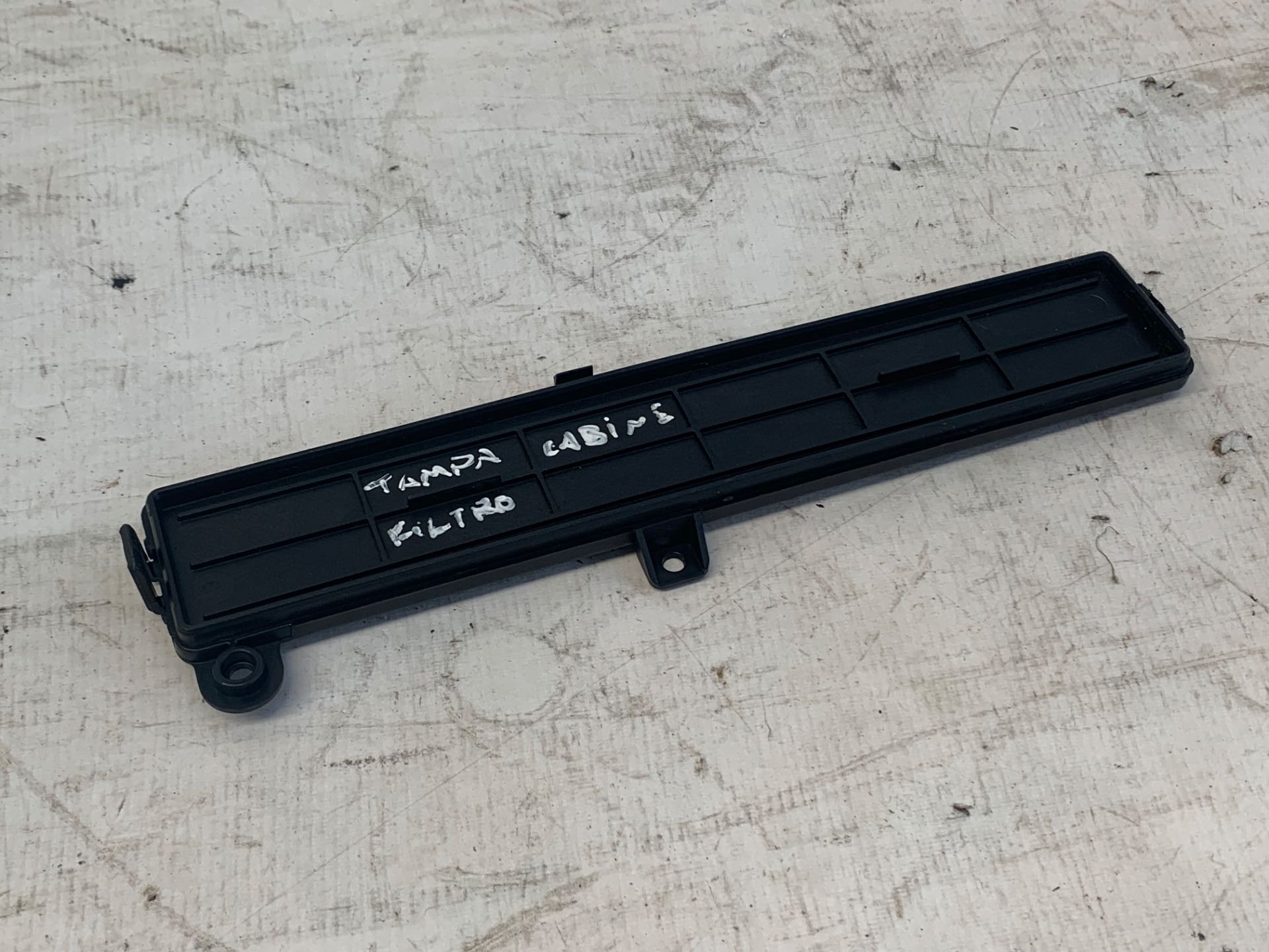 Tampa Filtro Ar Condicionado Jeep Compass 2016 2020