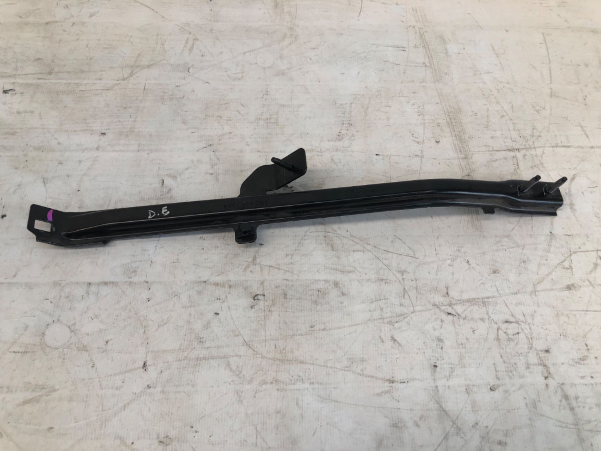 Suporte Esquerdo Radiador Compass 2016 2021 68244673aa