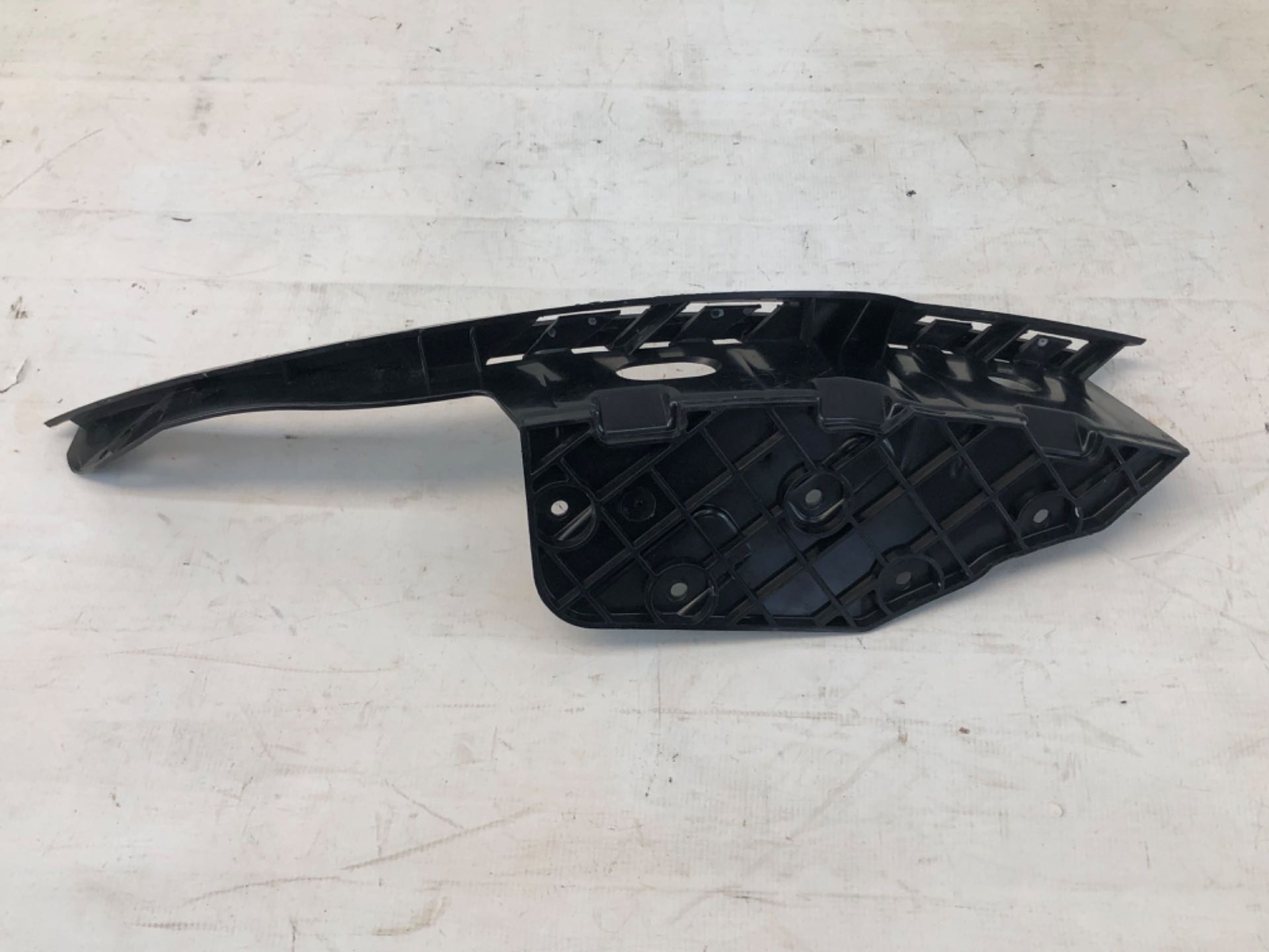 Suporte Guia Farol Direito Jeep Compass 2016 2021 6002tm0378