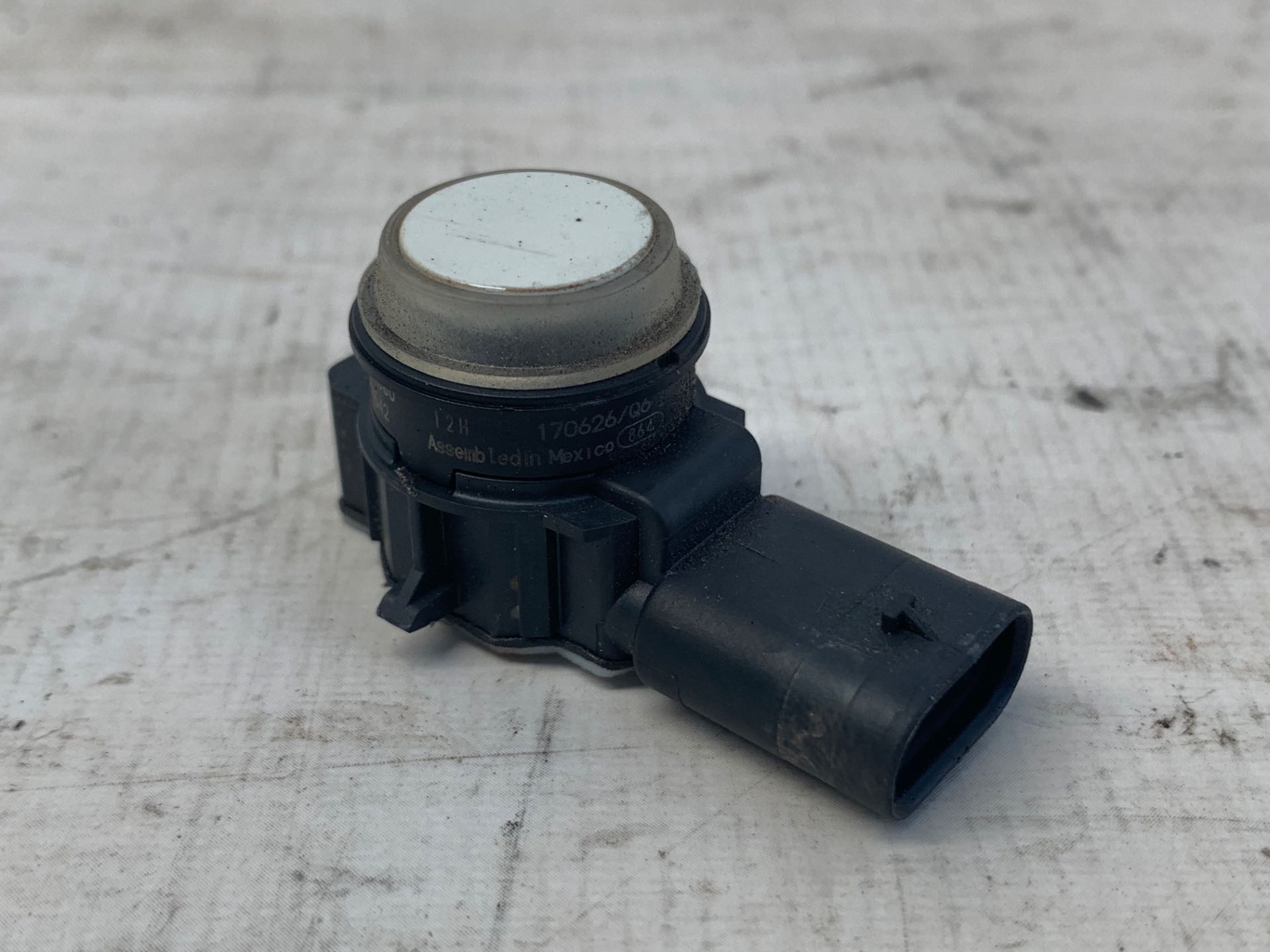 Sensor Estacionamento Traseiro Compass 2016 2020 0263033542