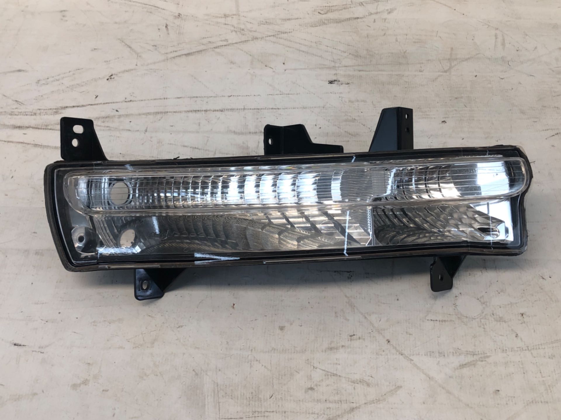 Farol Auxiliar Esquerdo Jeep Compass 2016 2021 53350311