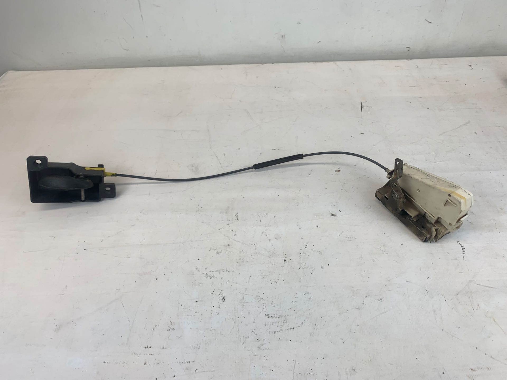 Fechadura Traseira Esquerda Ford Escort 1997 2003