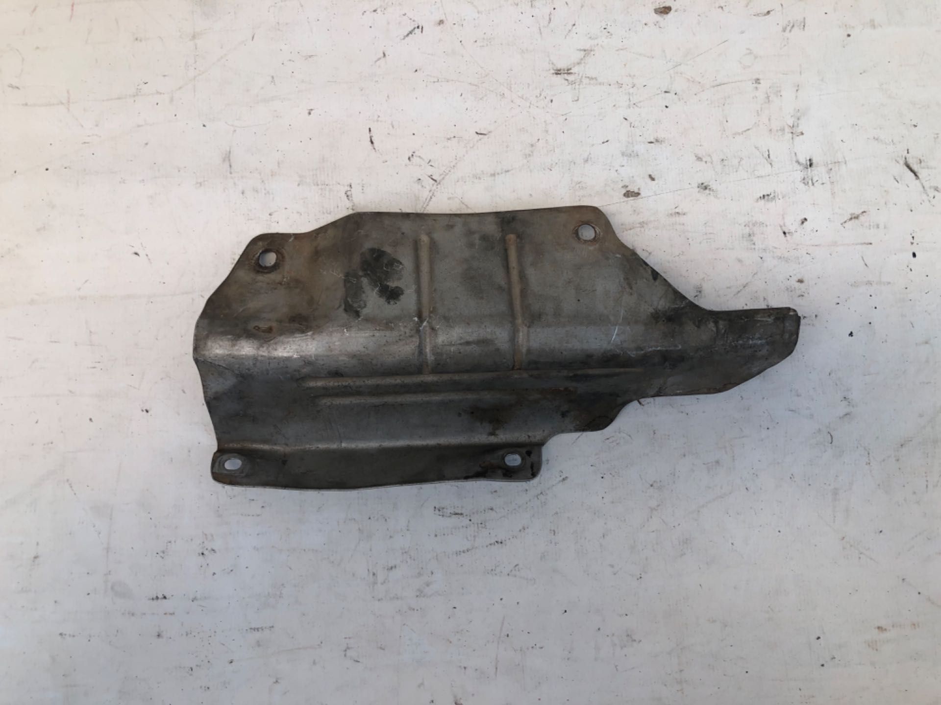 Defletor Escapamento Ford Escort 1.8 1997 2003