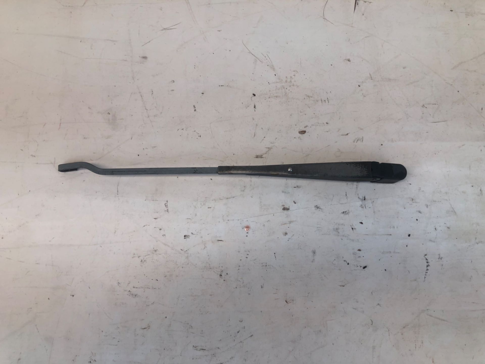 Braço Limpador Esquerdo Para Brisa Ford Escort 1997 2003